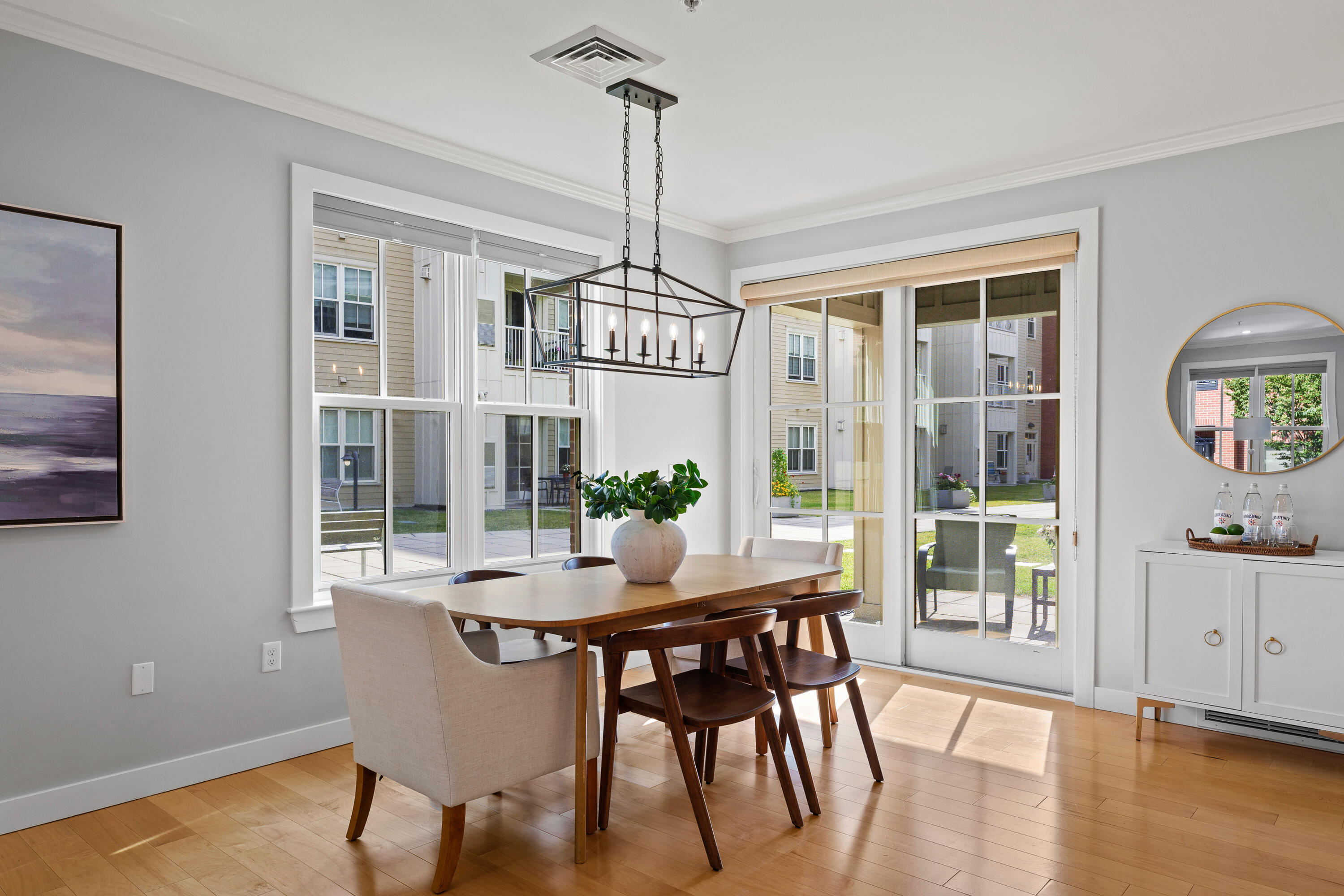 15 Middle Street 208