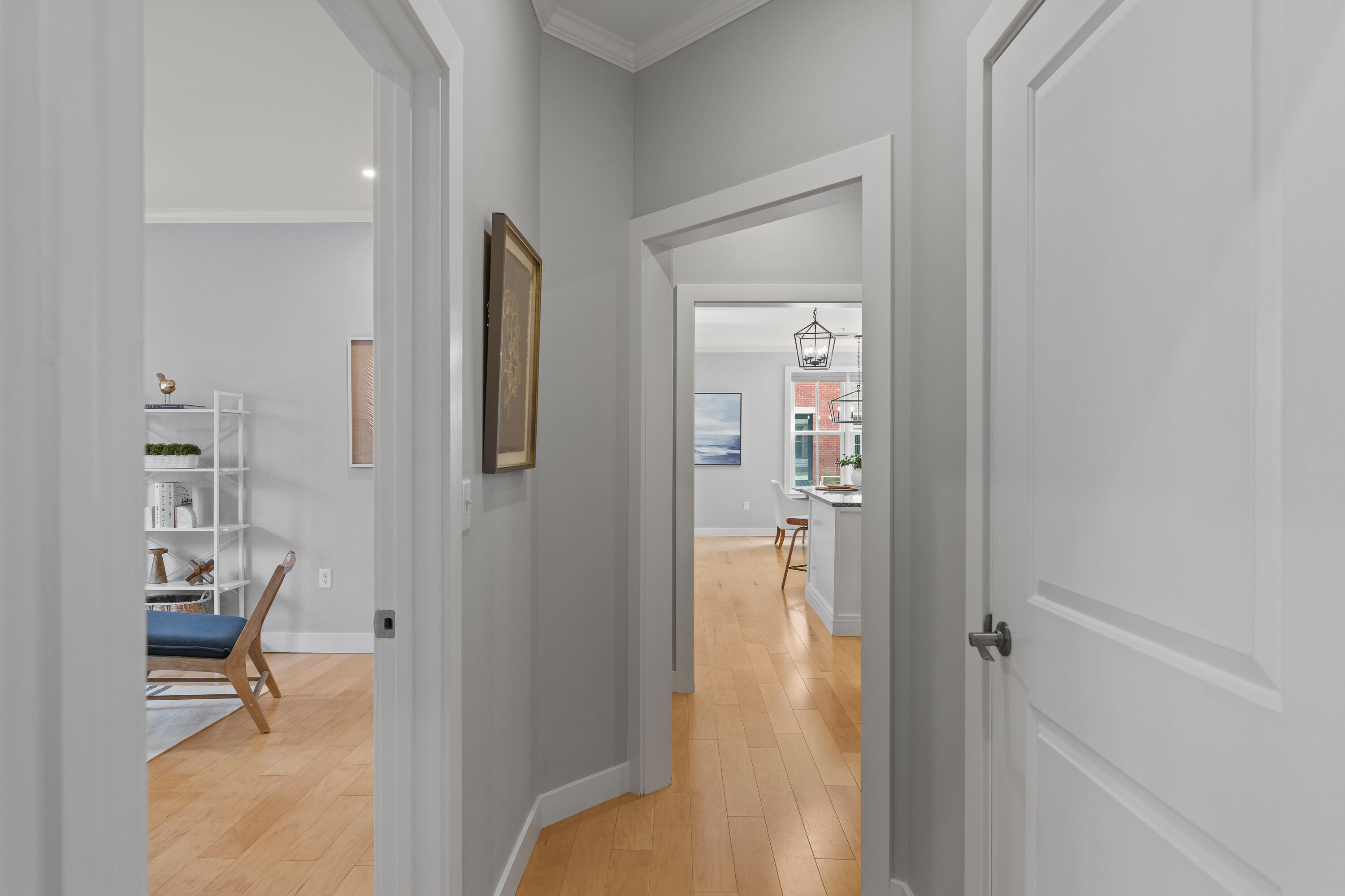 15 Middle Street 208