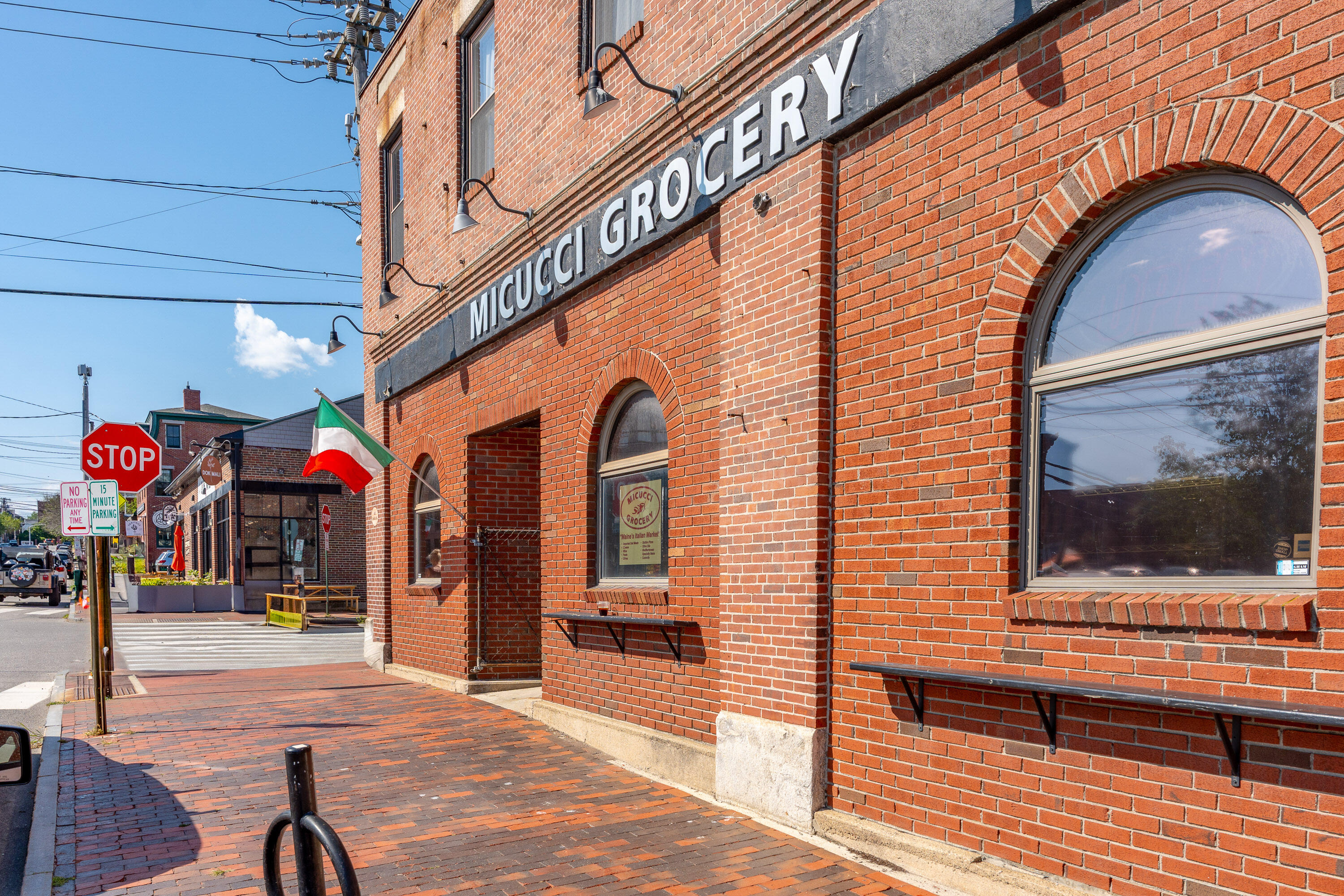 15 Middle Street 208