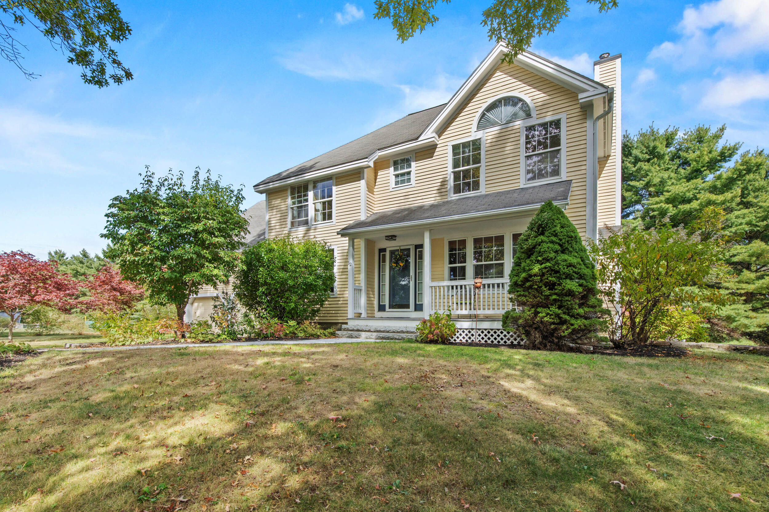 12 Oak Street