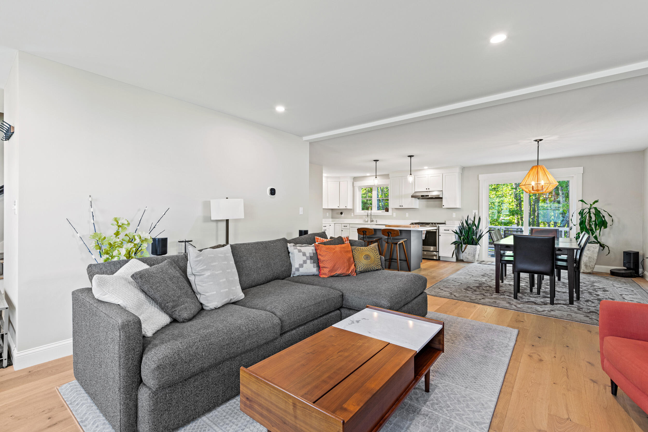 9 Cobblestone Street, 55