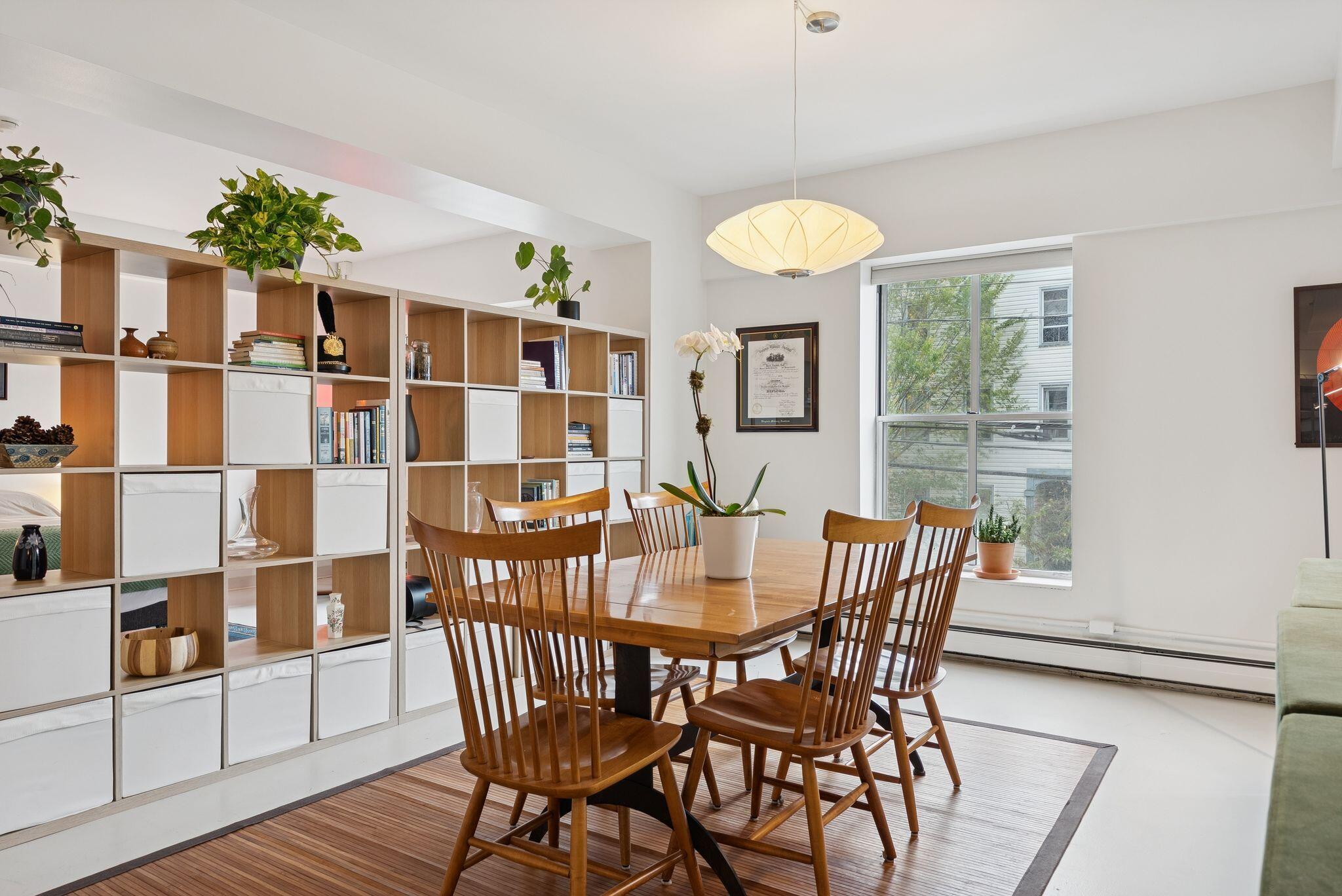 21 Chestnut Street, 203