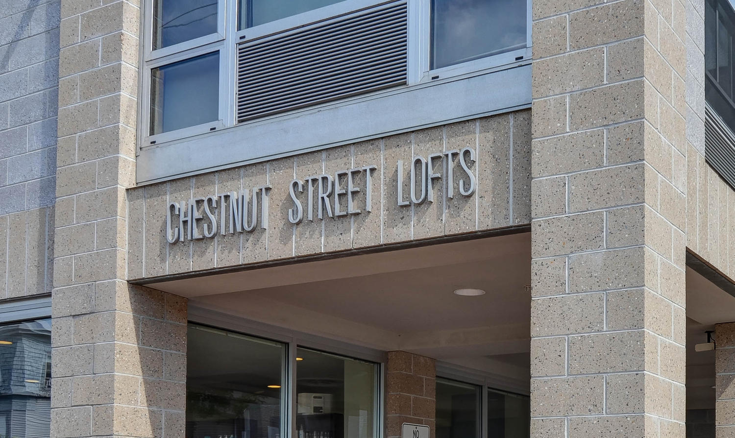 21 Chestnut Street, 203