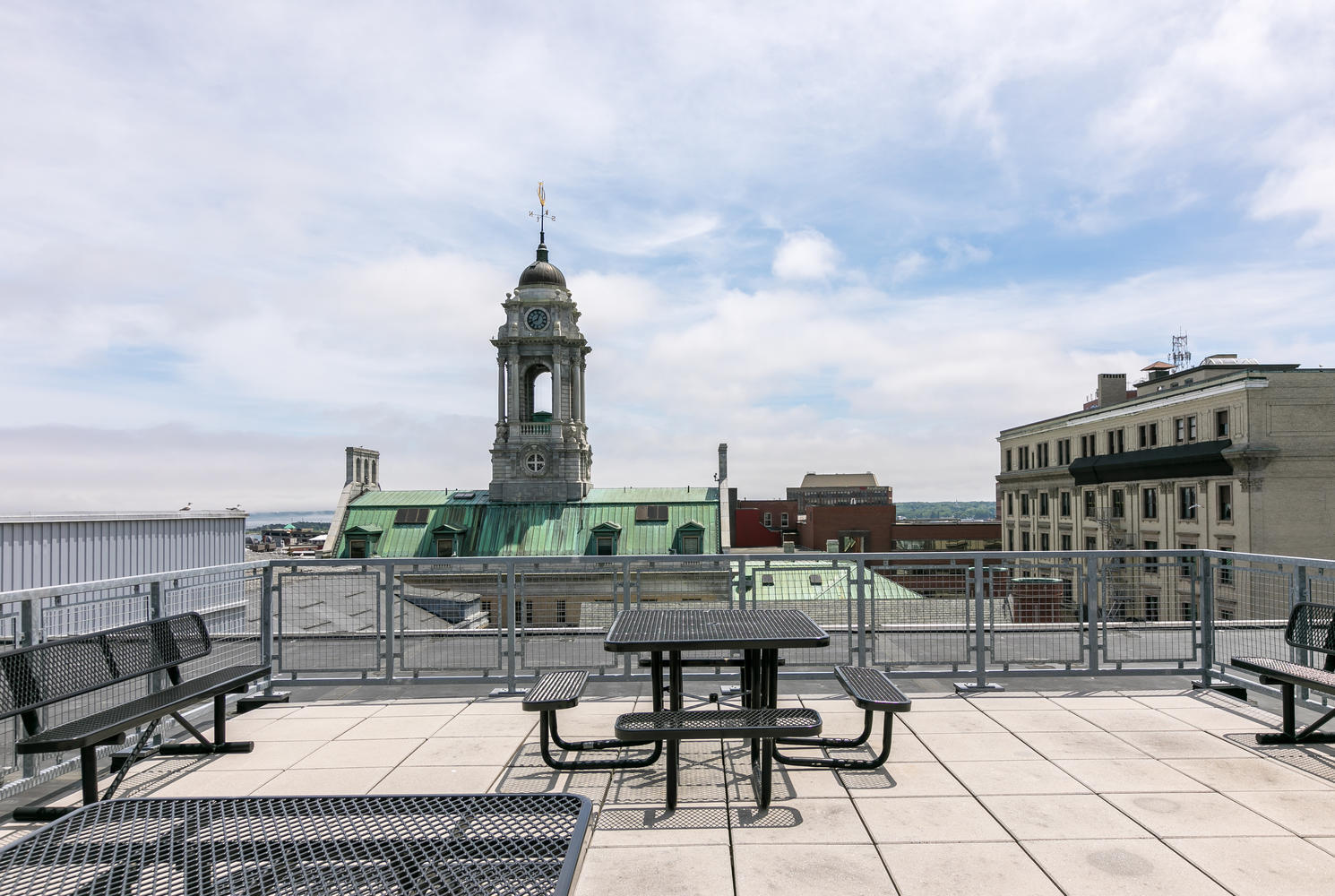 21 Chestnut Street, 203