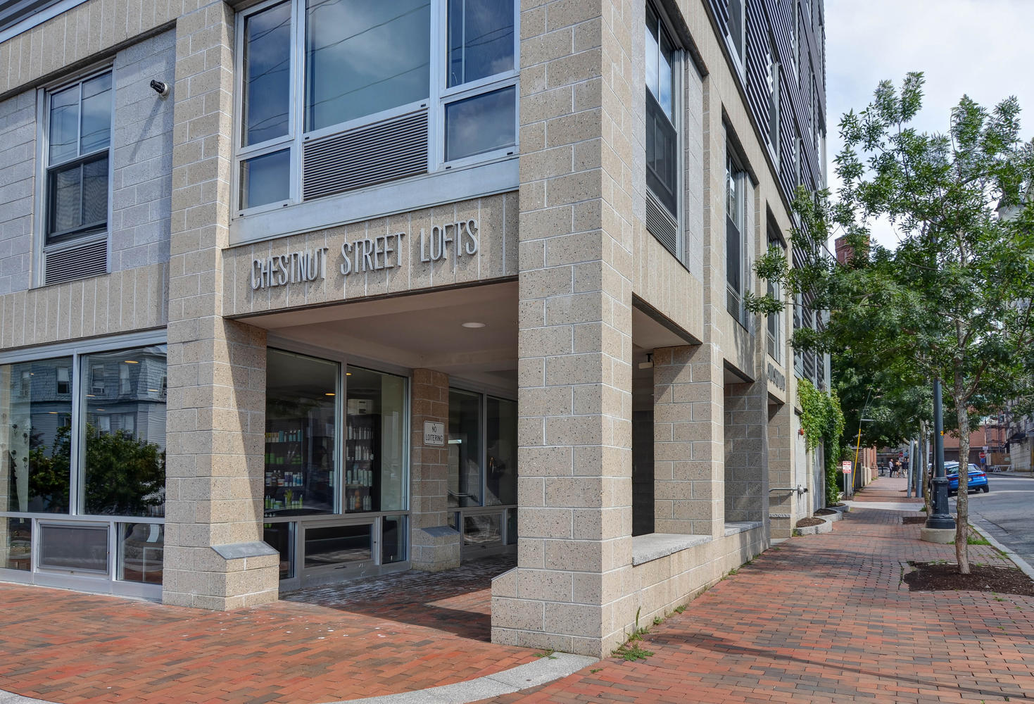 21 Chestnut Street, 203