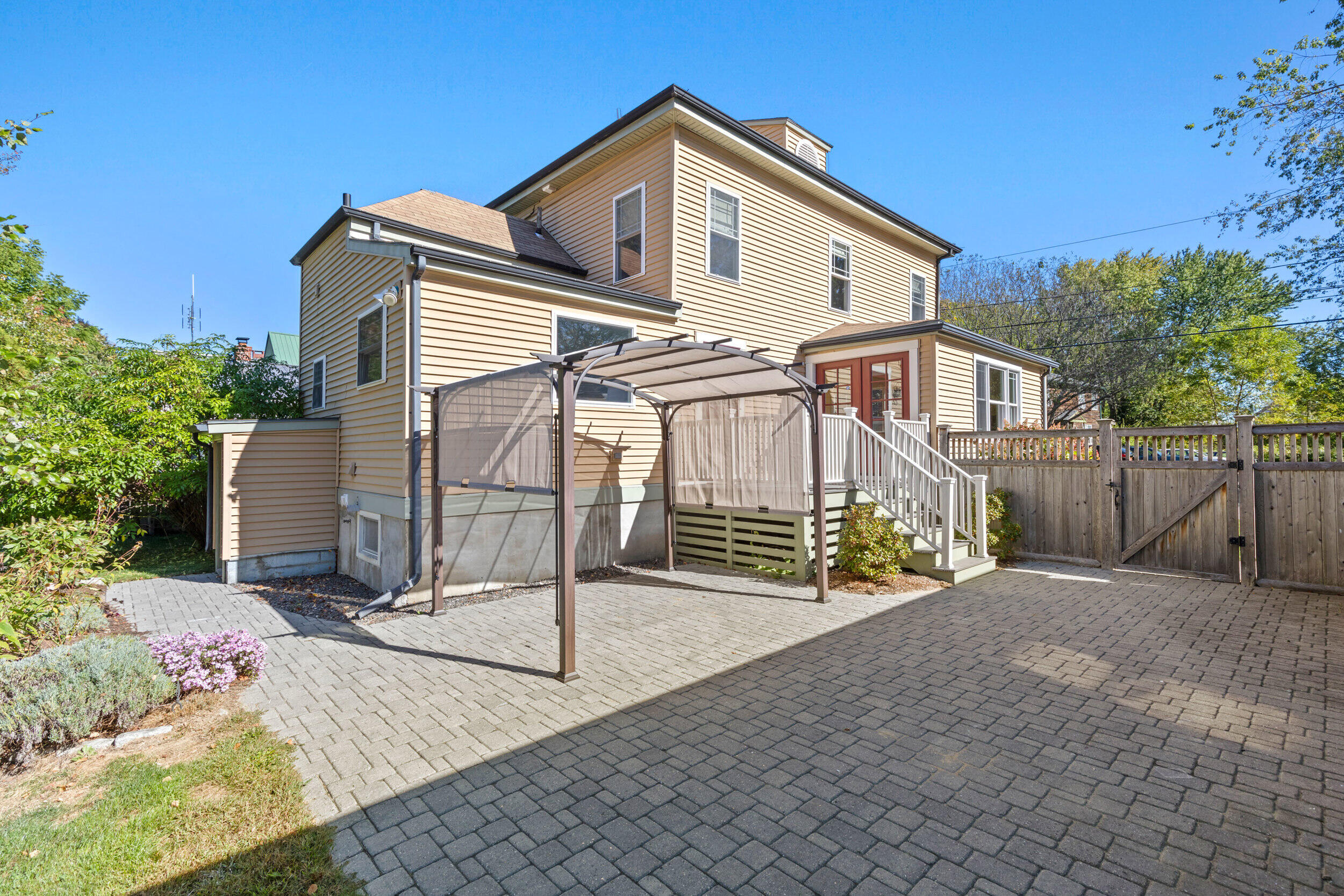 161 Stanford Street