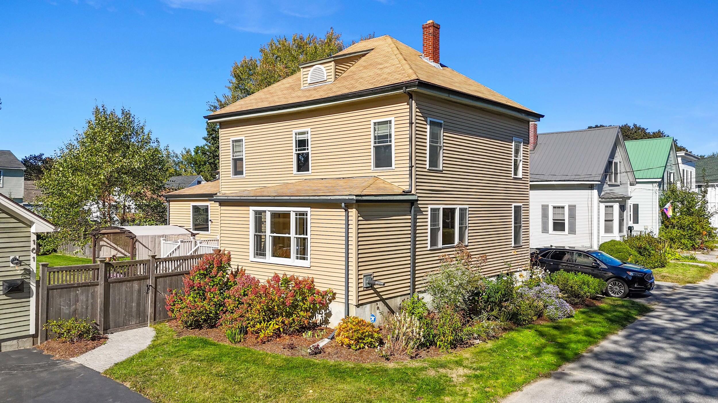 161 Stanford Street