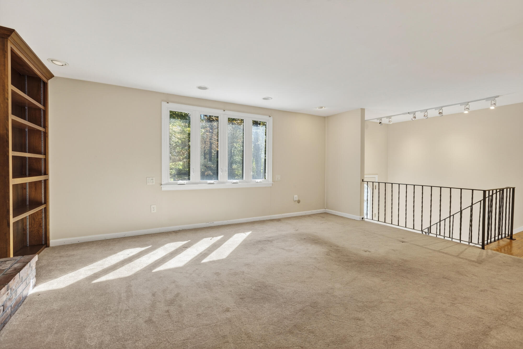 24 Bayberry Lane