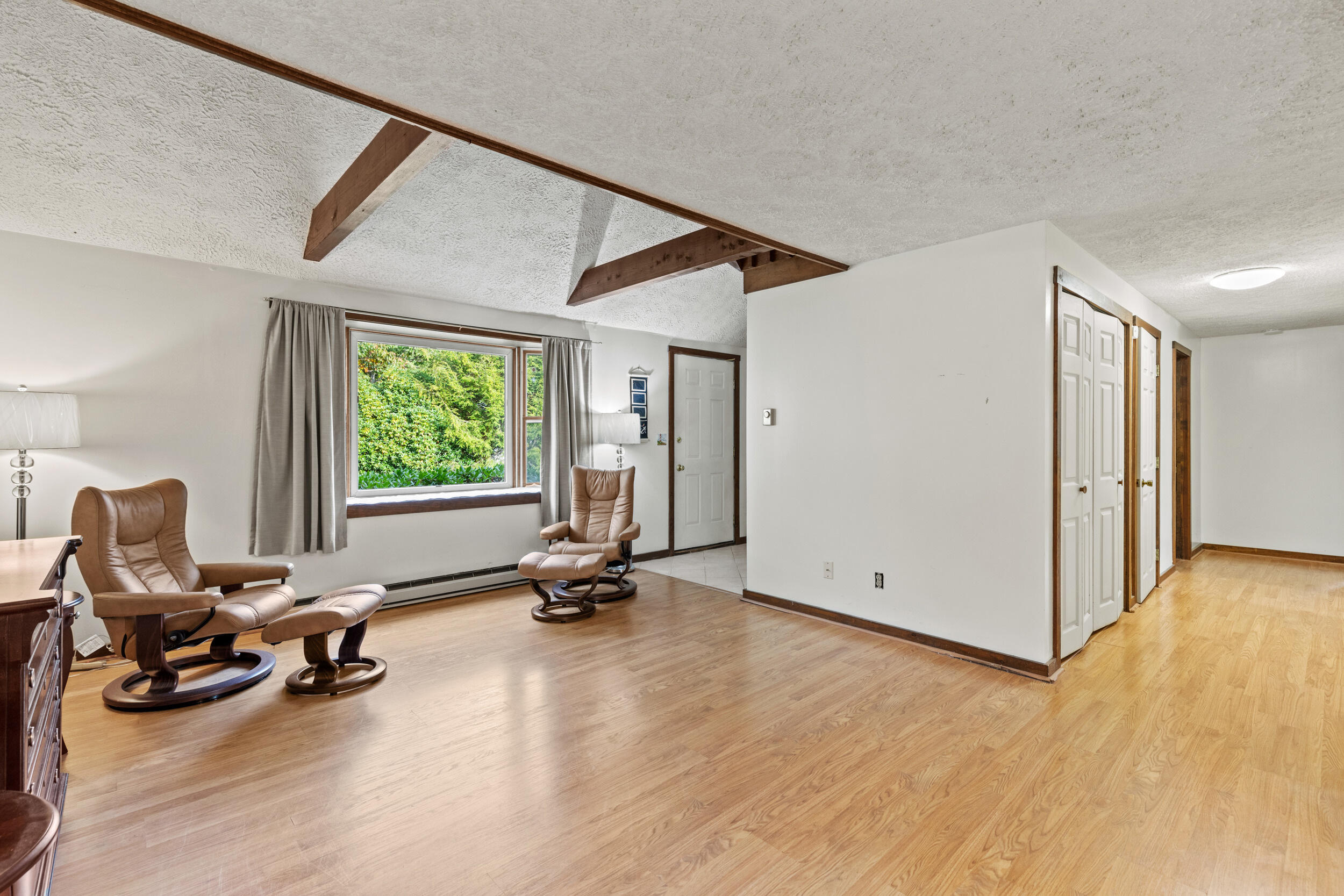 68 Ward Circle, 68