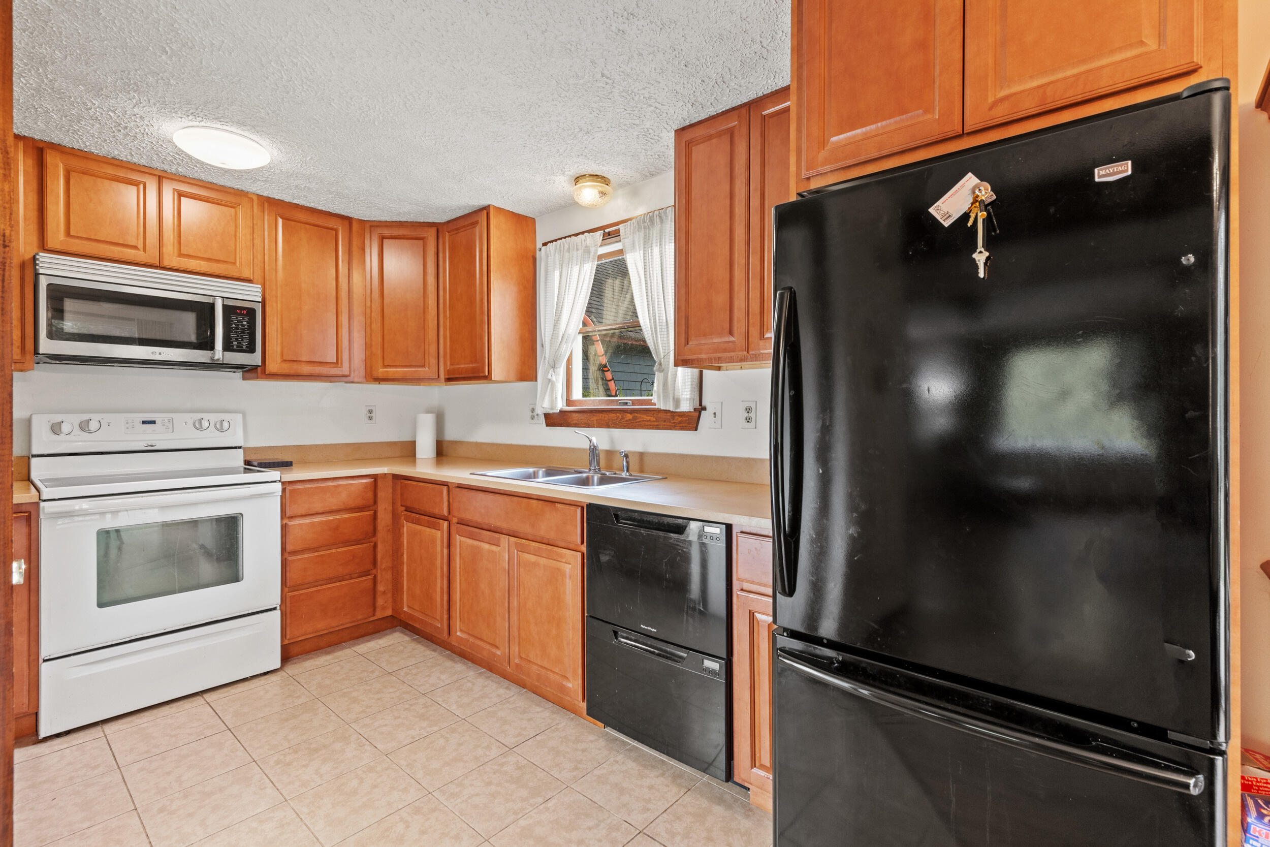 68 Ward Circle, 68
