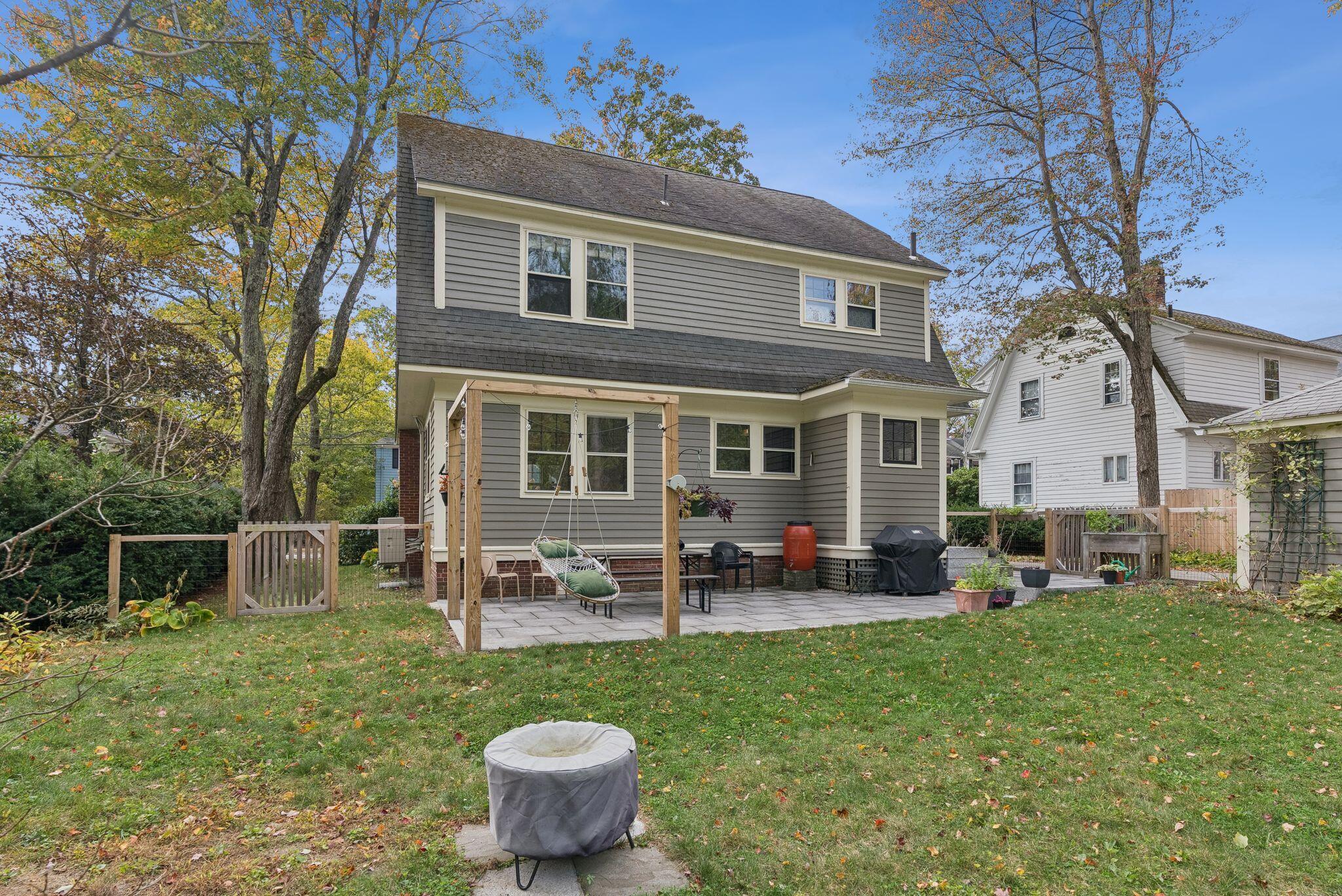 89 Clinton Street
