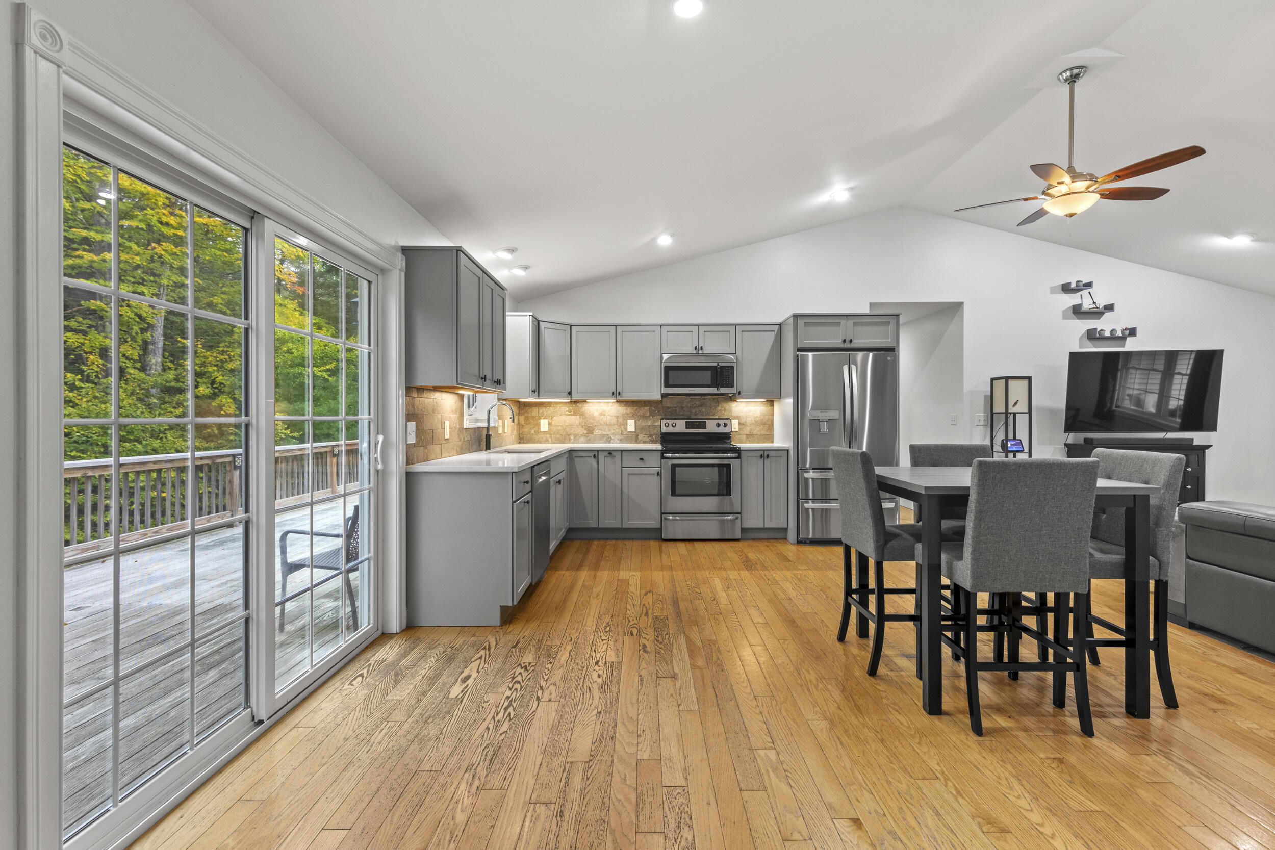 61 Highland Ridge