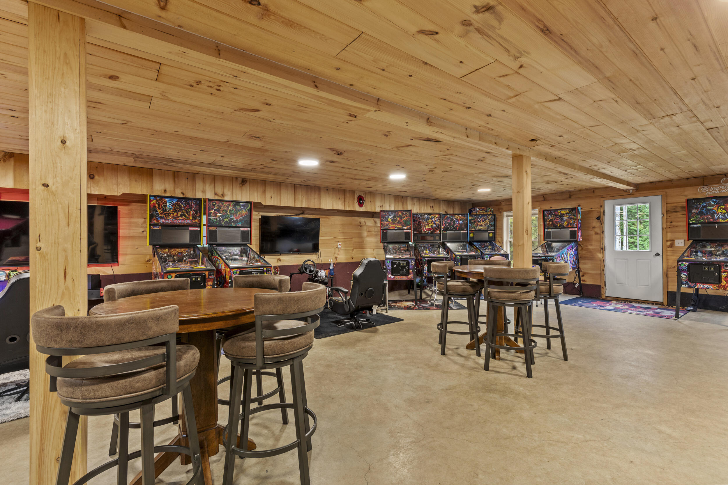 61 Highland Ridge