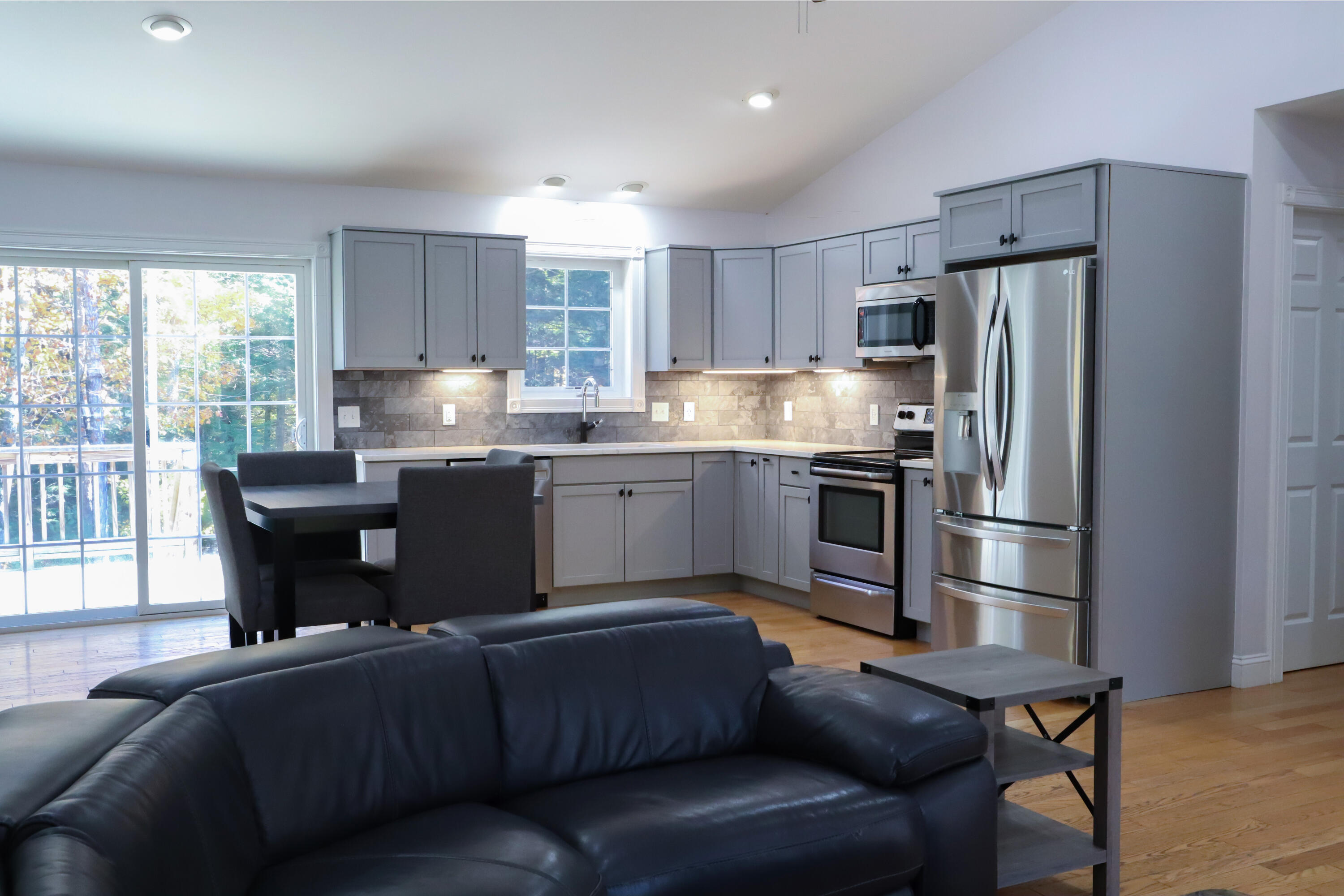 61 Highland Ridge