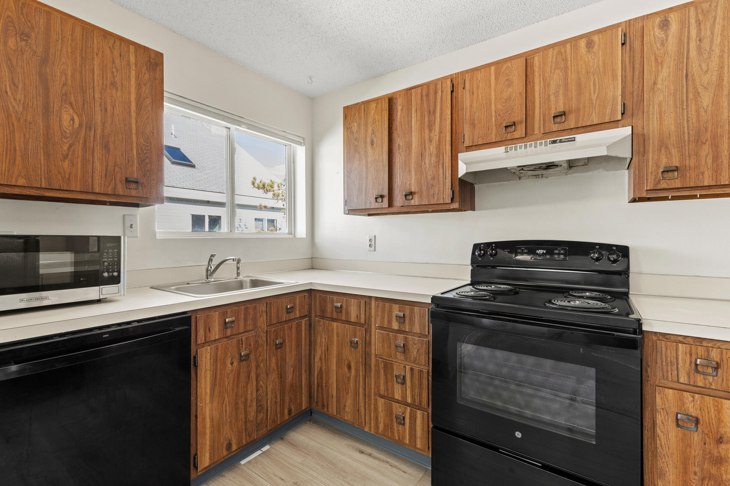 18 Ocean Street, 55, South Portland Unit: 55