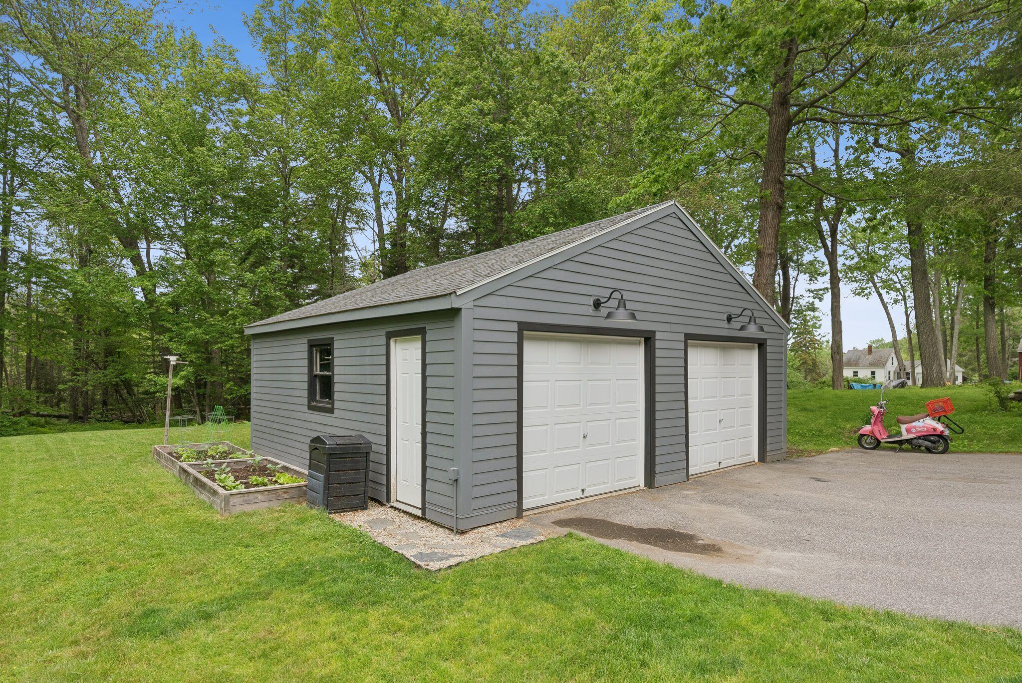 293 Fowler Road