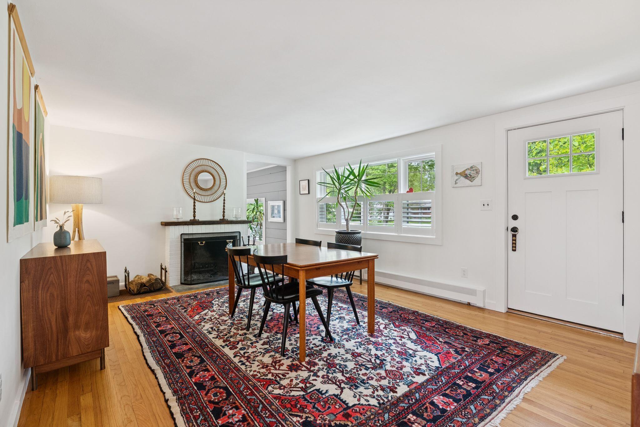 293 Fowler Road