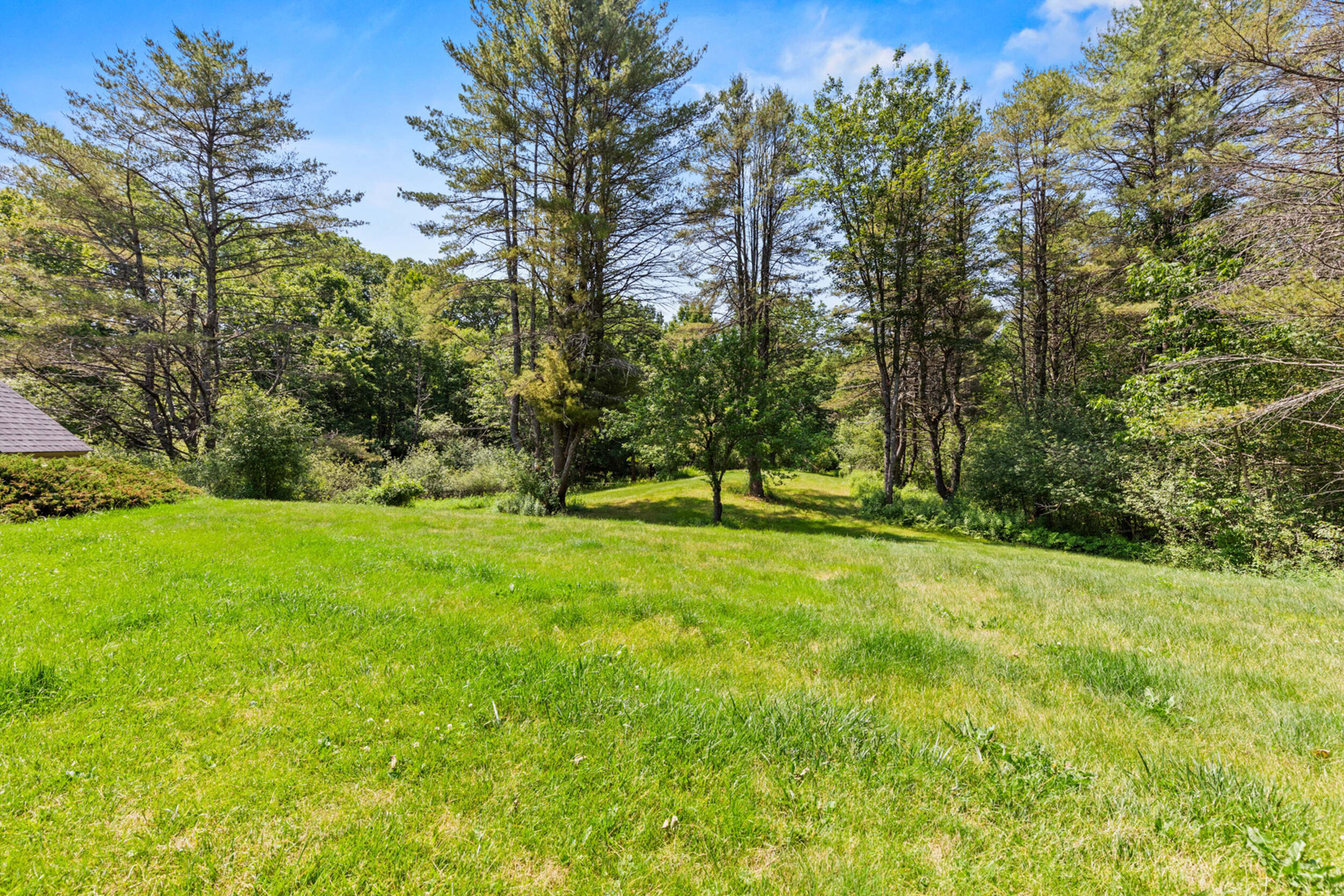531 Ledge Road, Yarmouth