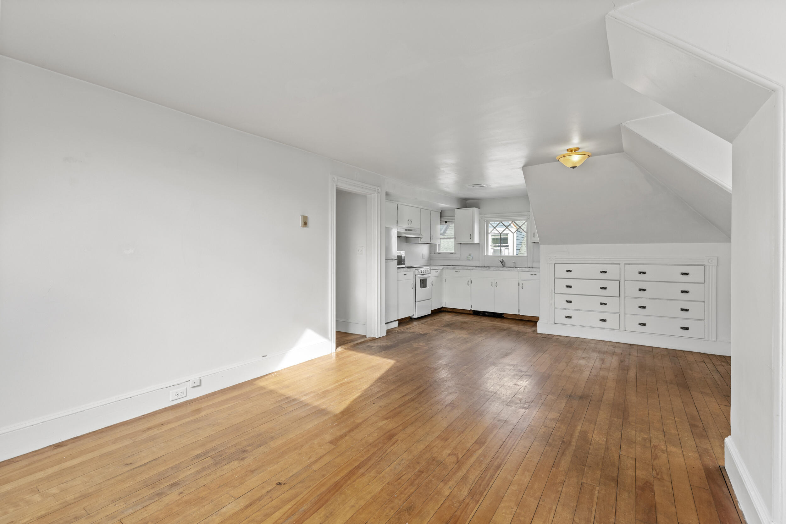 128 Chadwick Street
