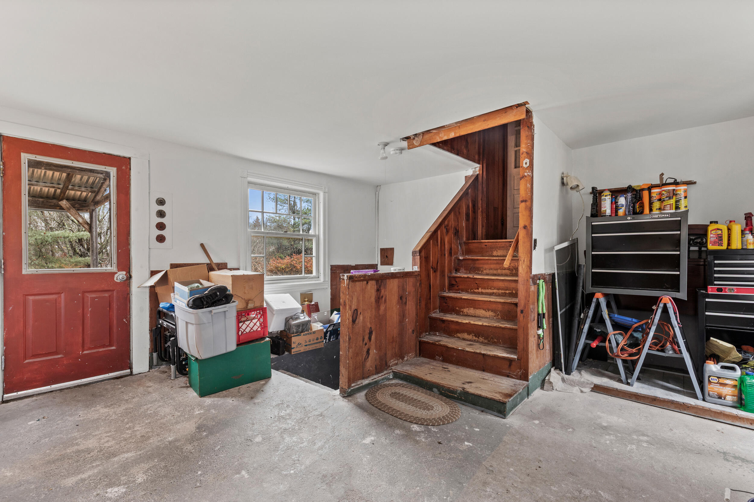 95 Skip Road