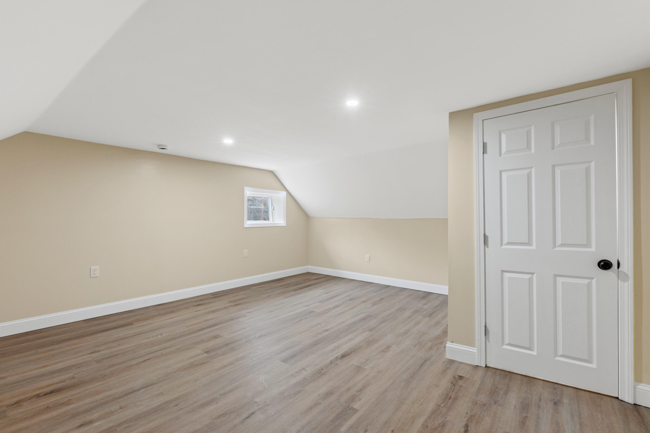 95 Skip Road