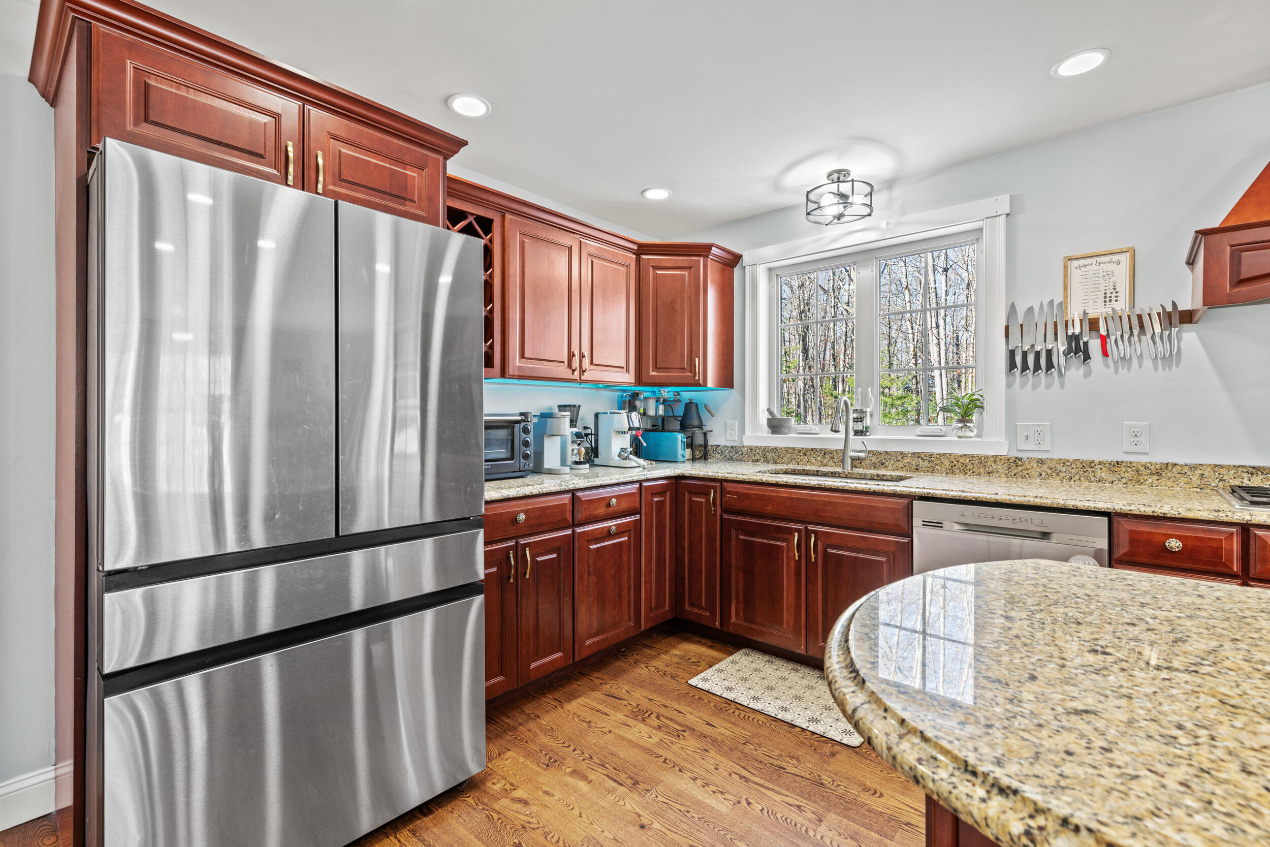 141 Thompson Road