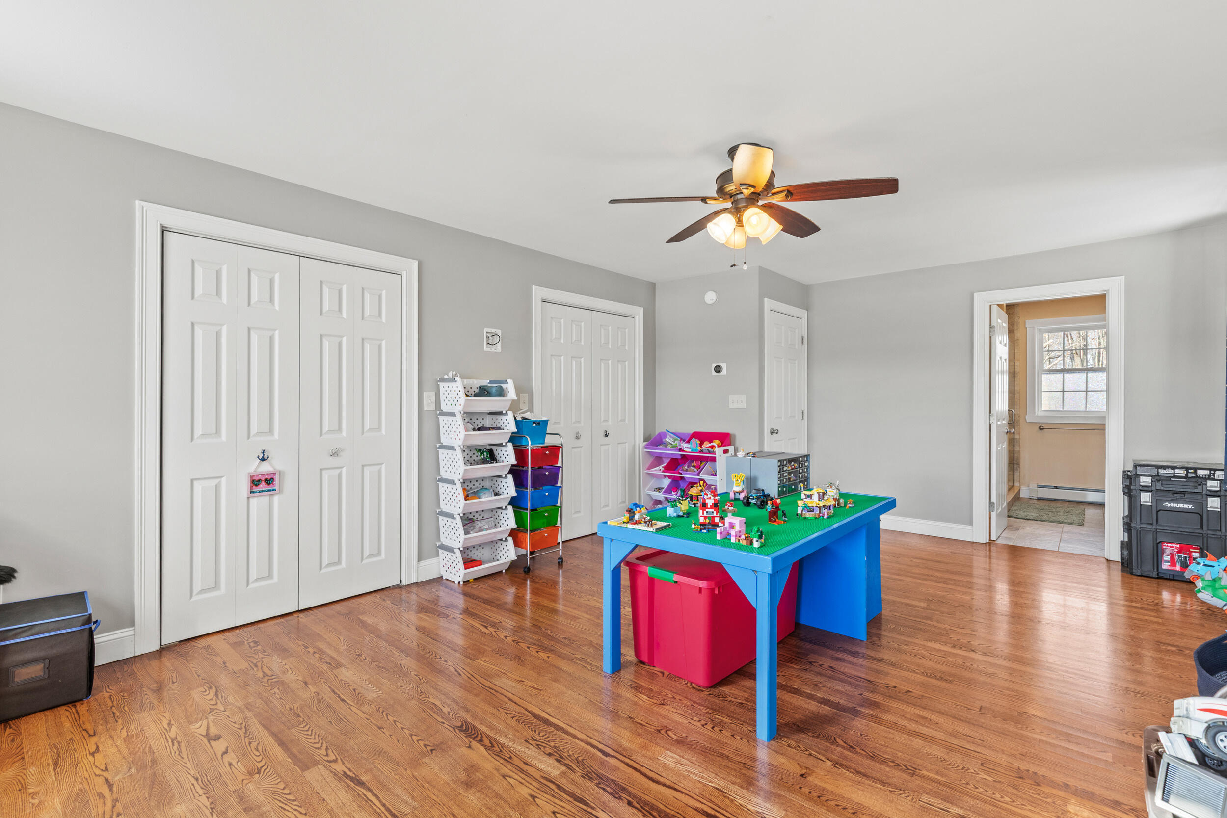 141 Thompson Road