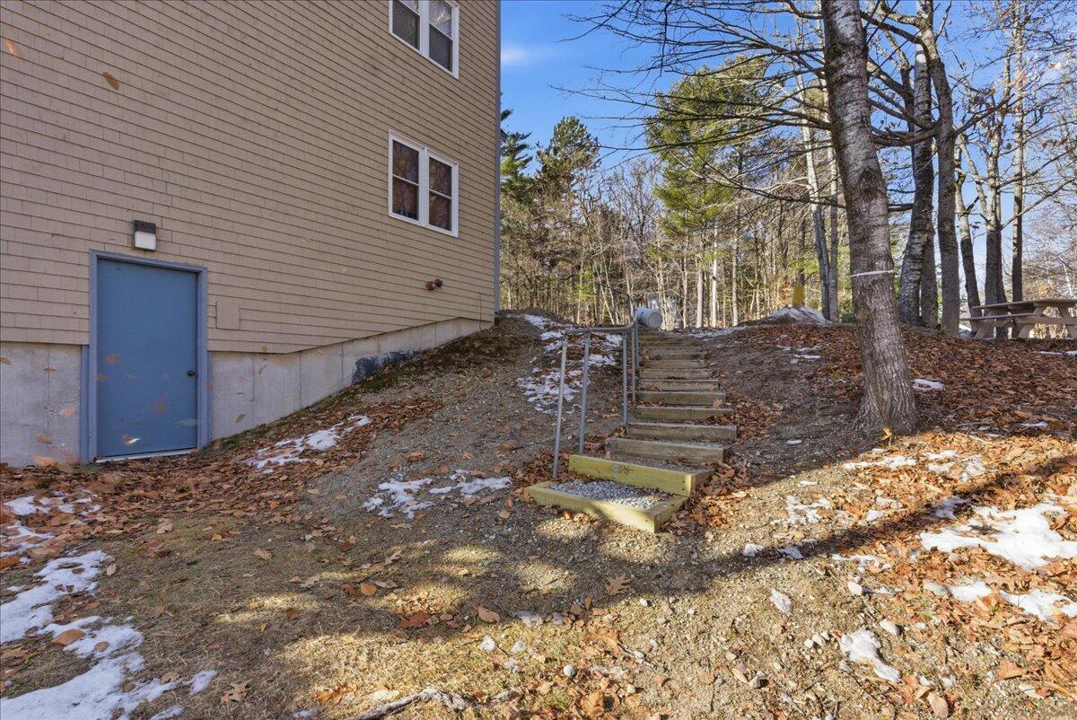 9 A Condo Lane A18