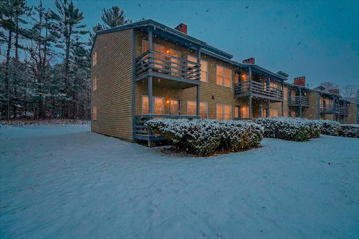 9 A Condo Lane A18