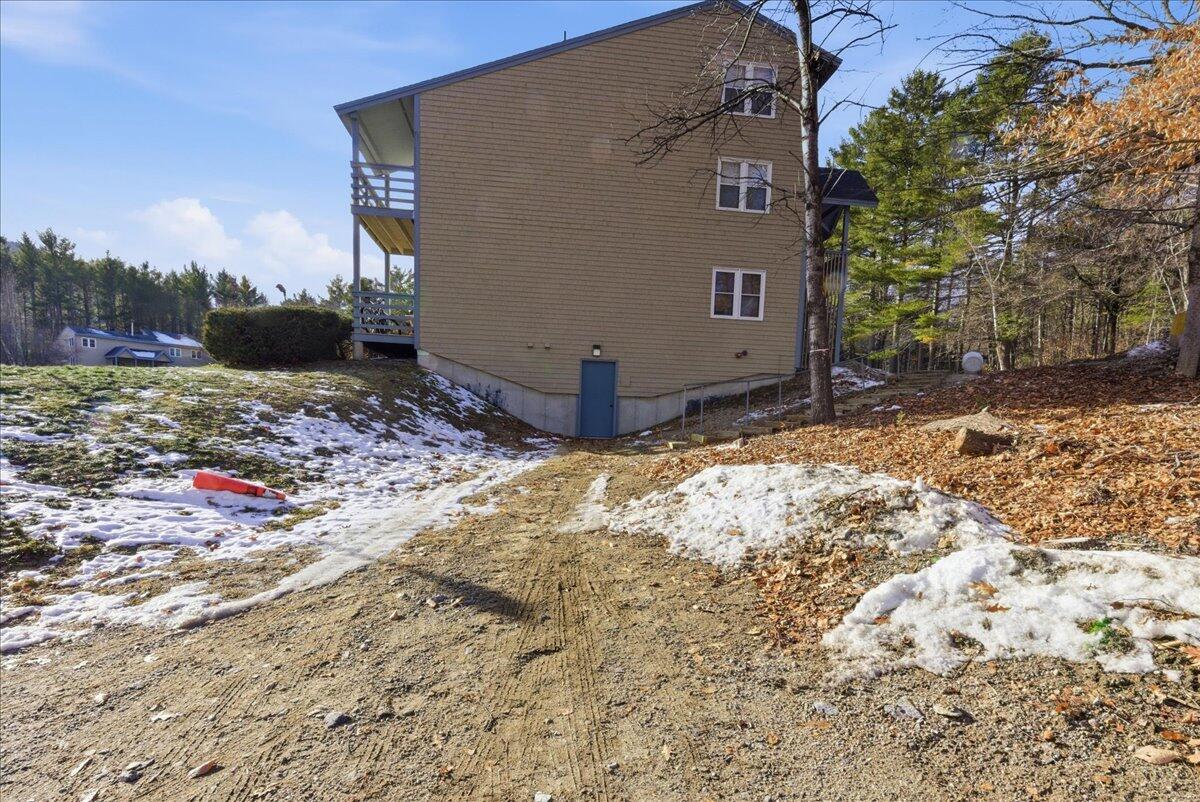 9 A Condo Lane A18