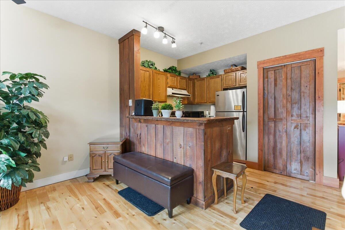 9 A Condo Lane A18