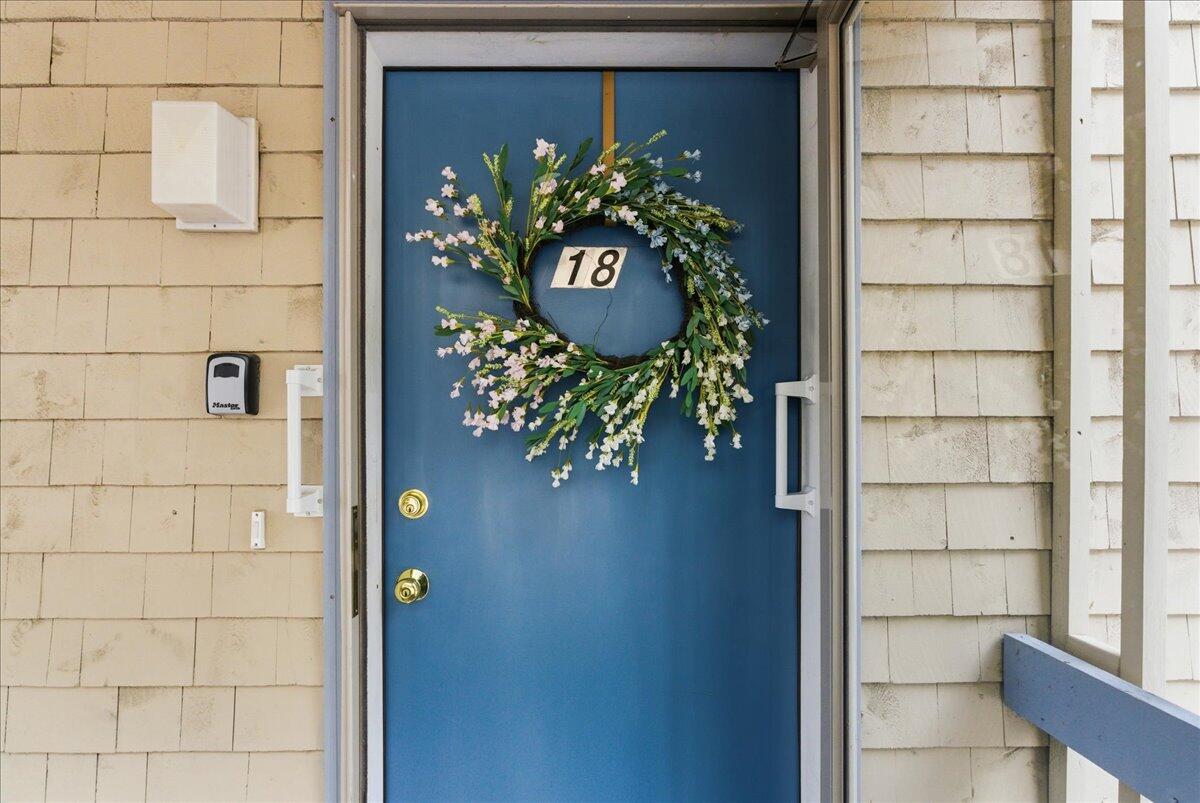 9 A Condo Lane A18
