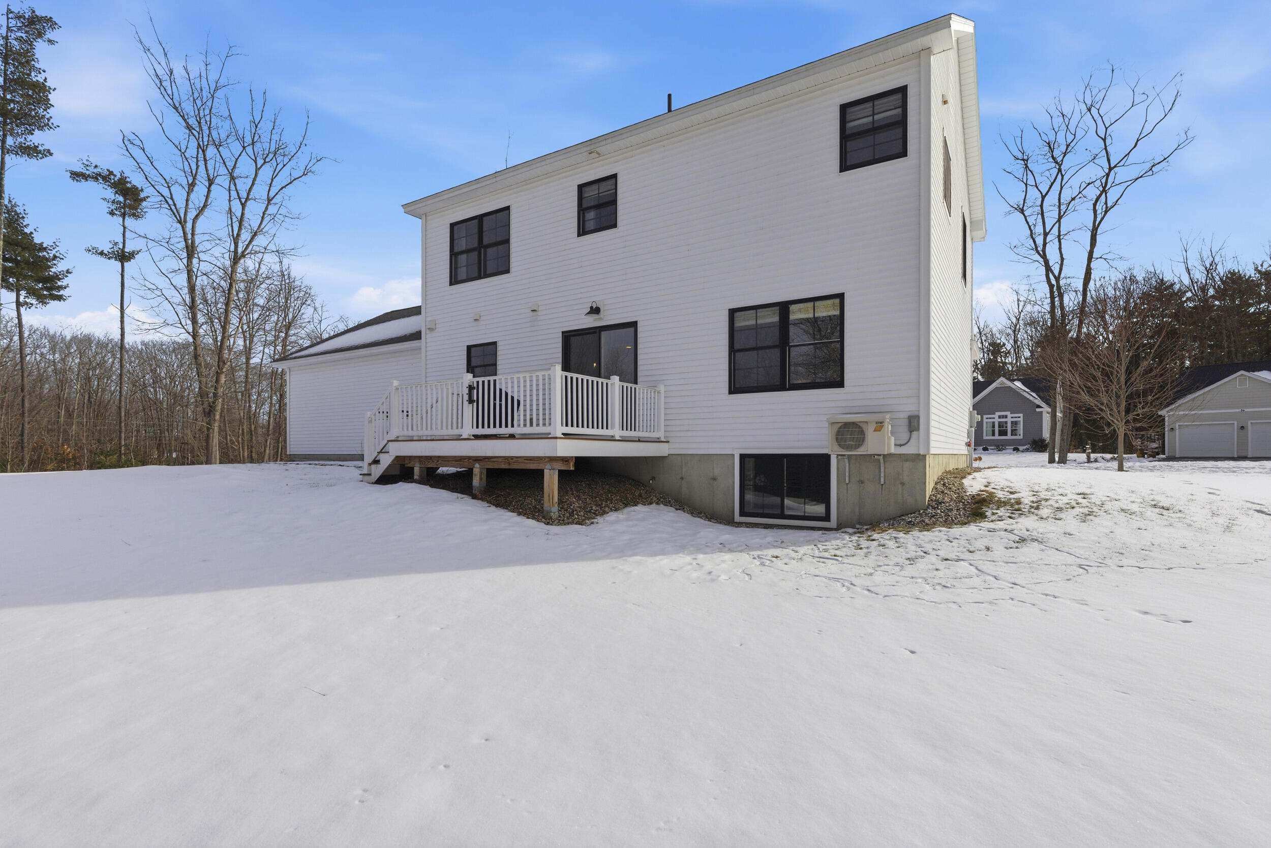 21 Ice Pond Drive