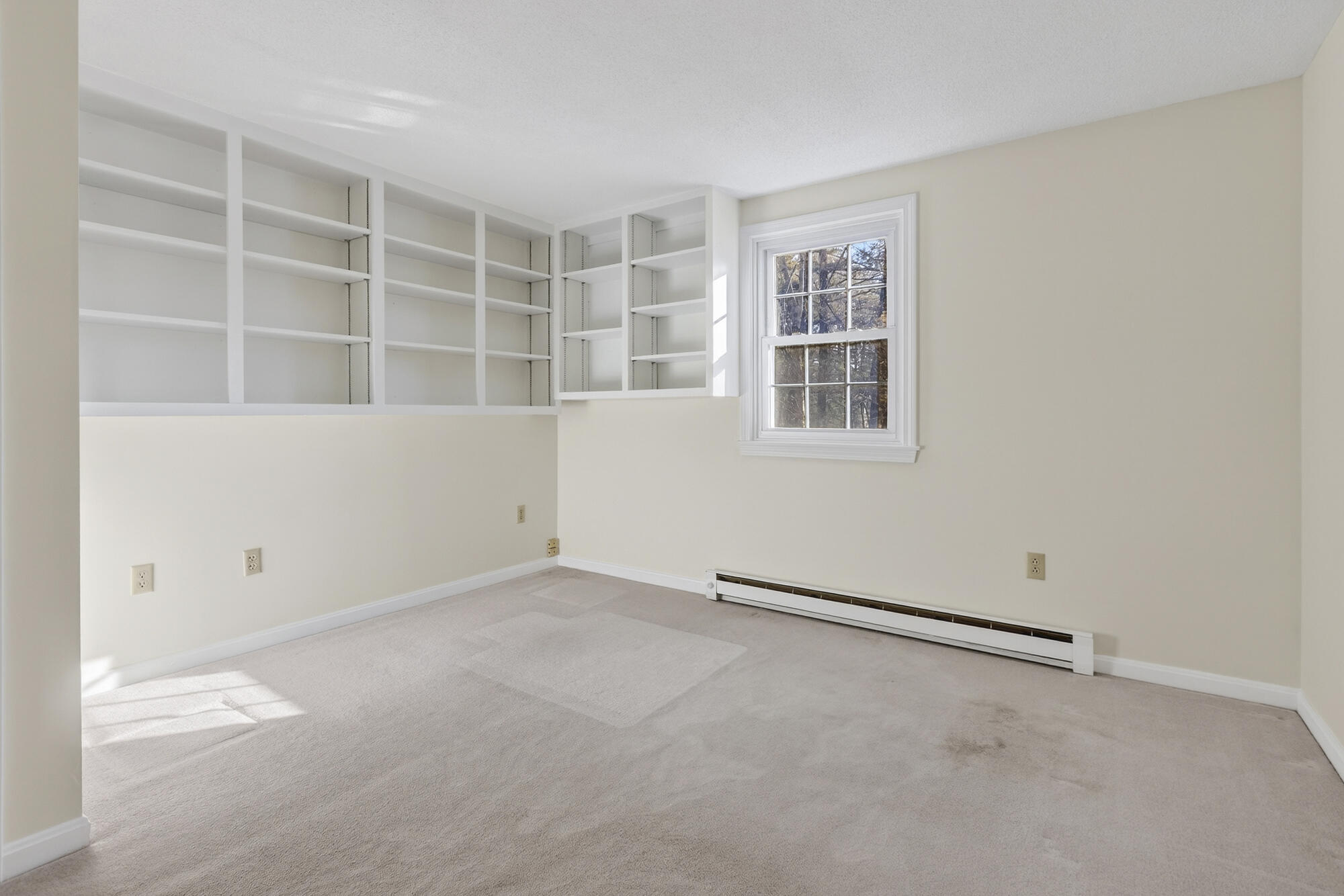 12 Edgecomb Court 12