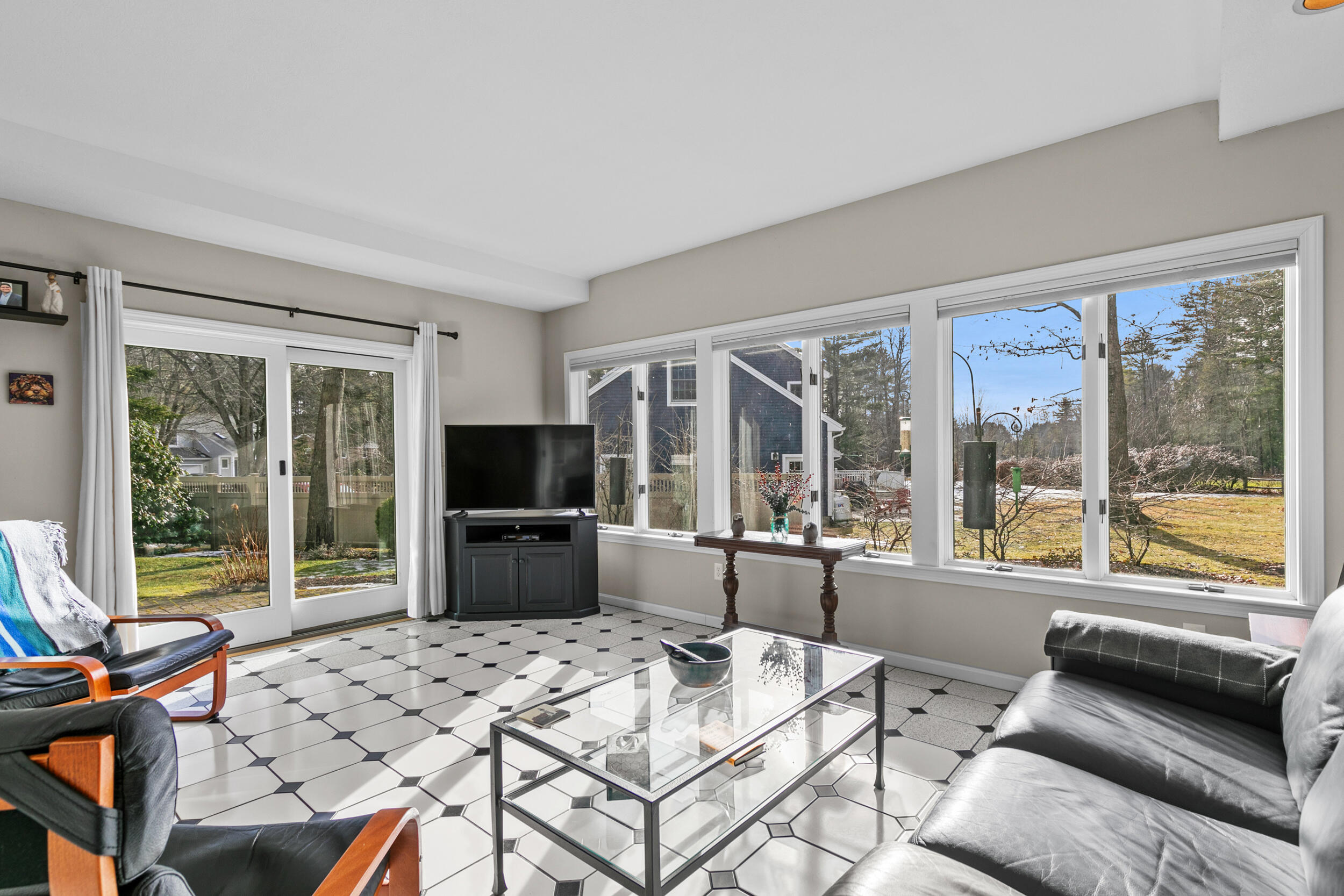 3 Evergreen Farms Road