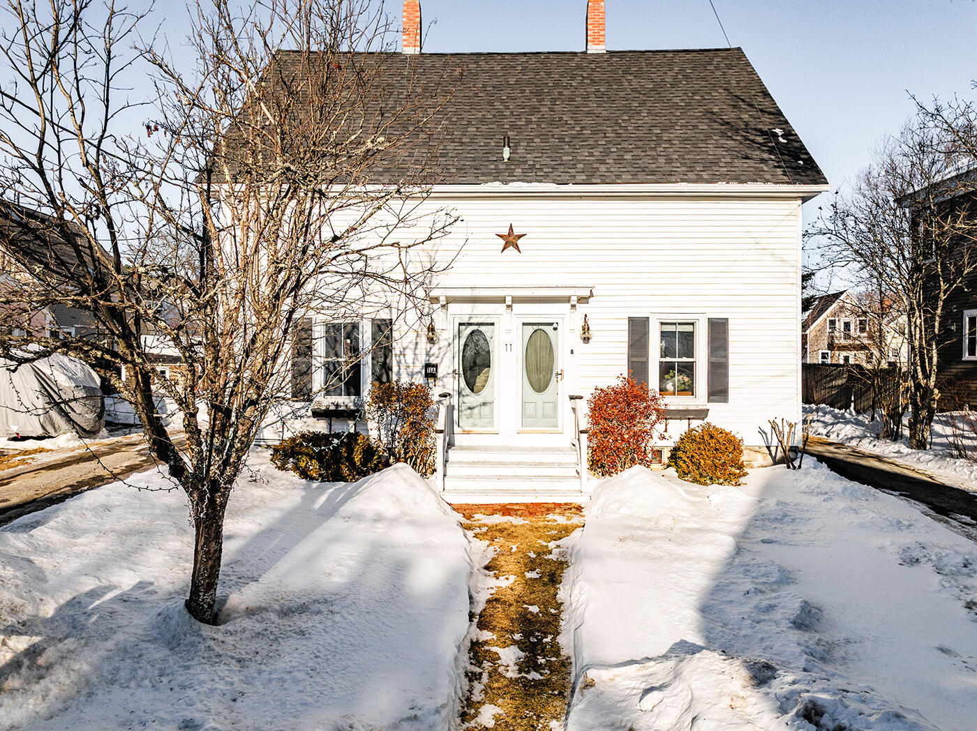 11 Central Street