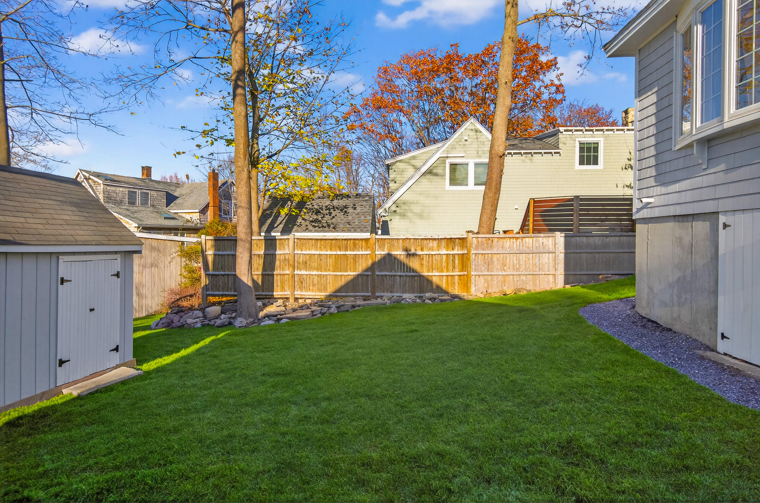 83 Loveitts Field Road