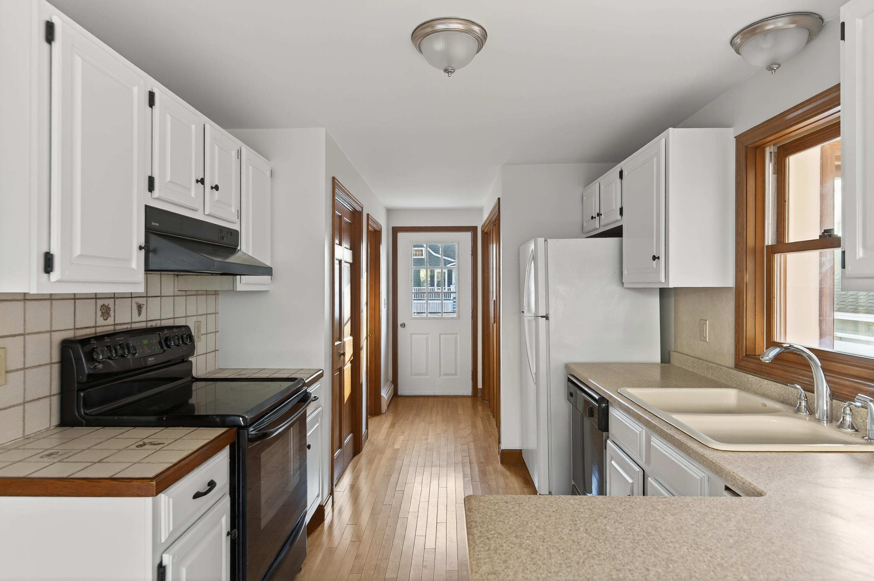 83 Loveitts Field Road