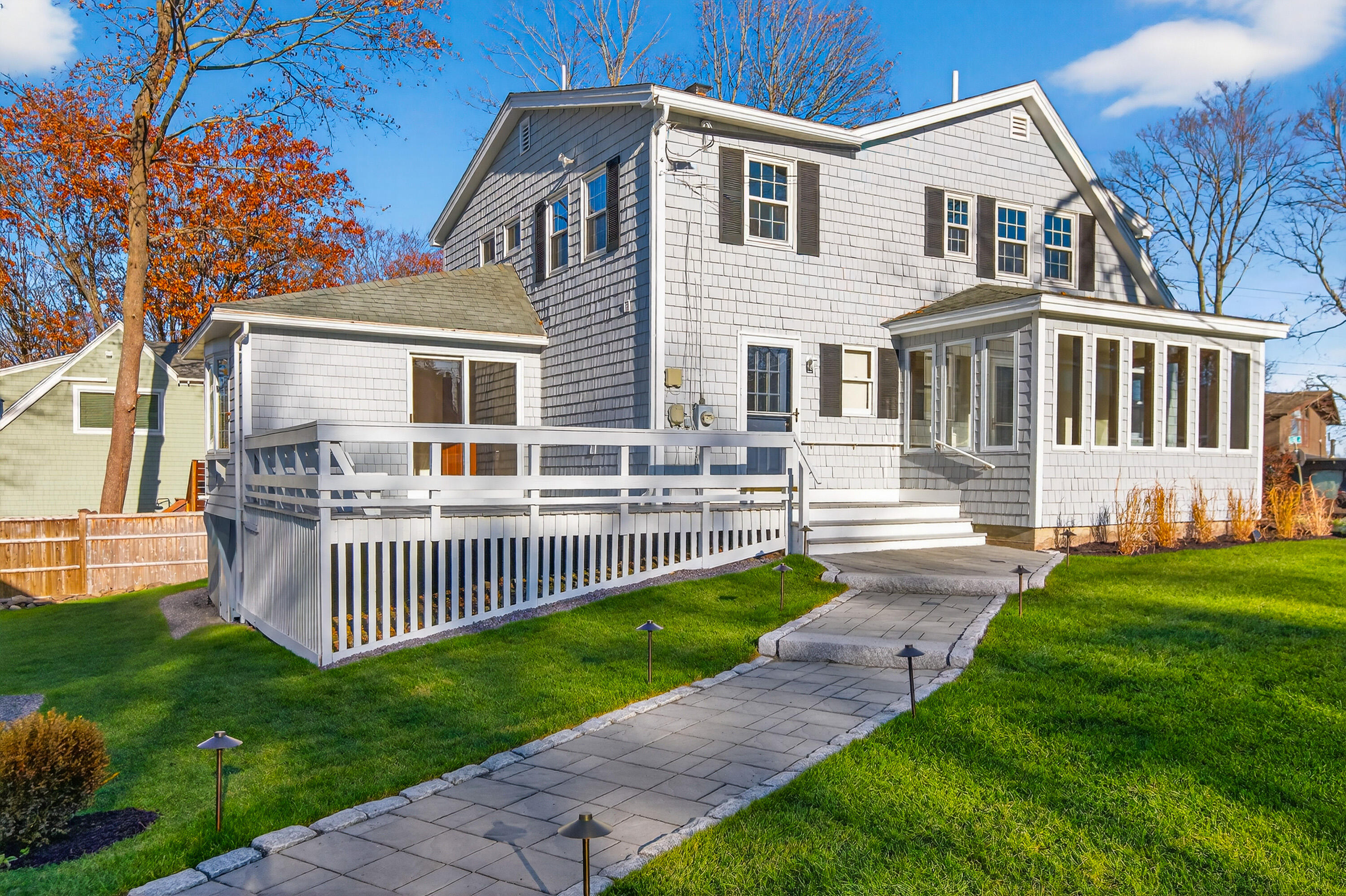 83 Loveitts Field Road