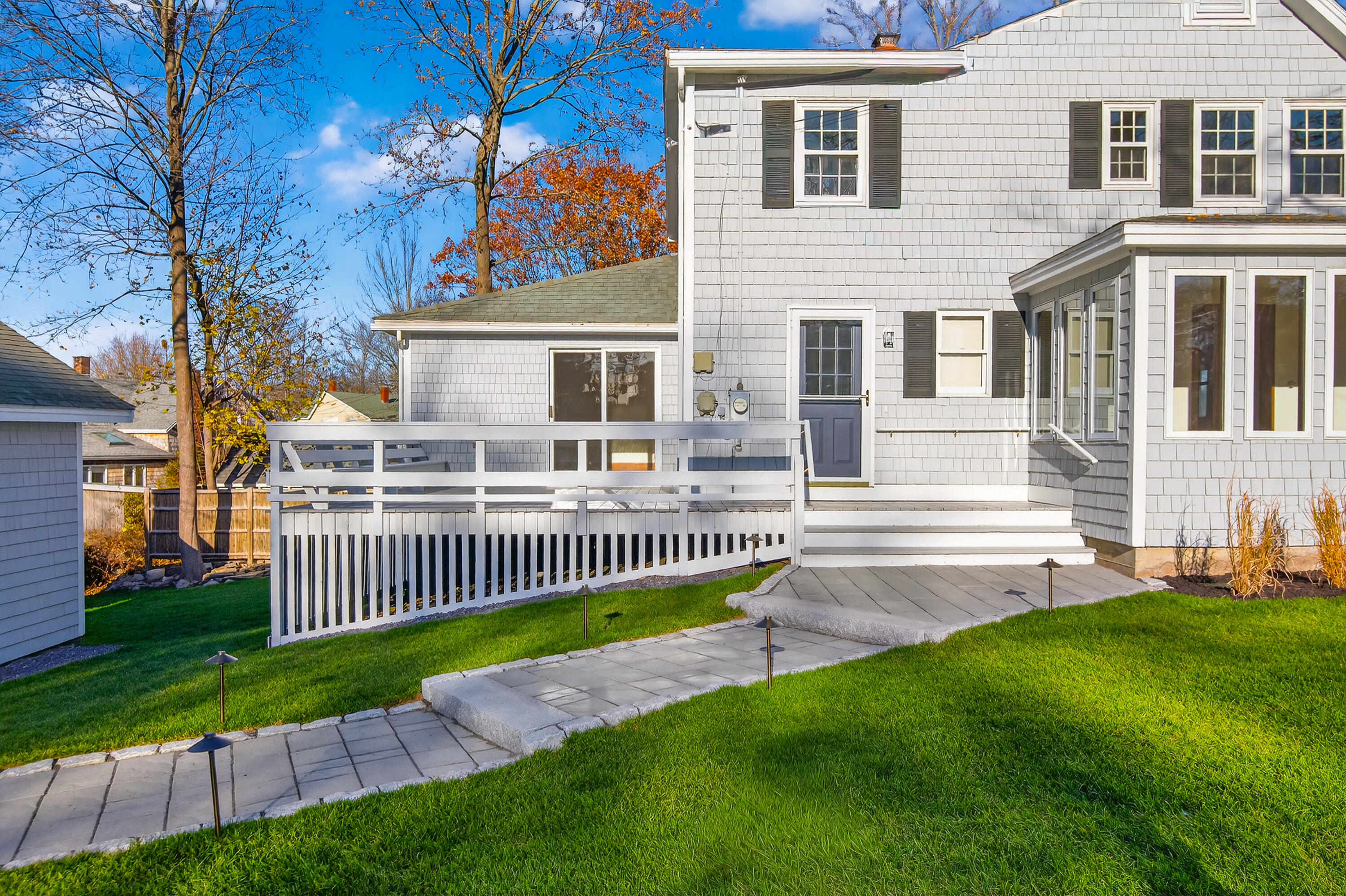 83 Loveitts Field Road