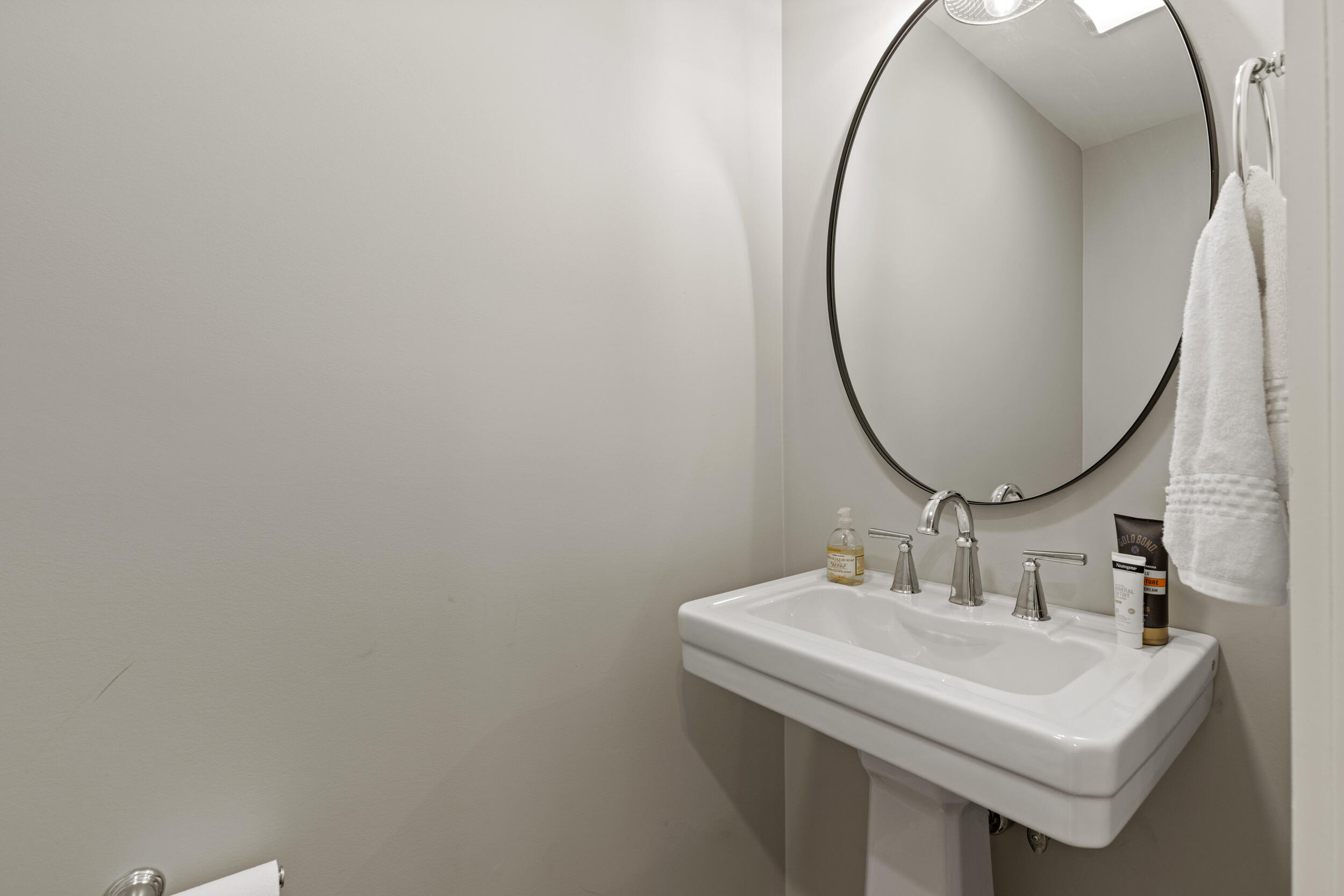 9 Cobblestone Street 55