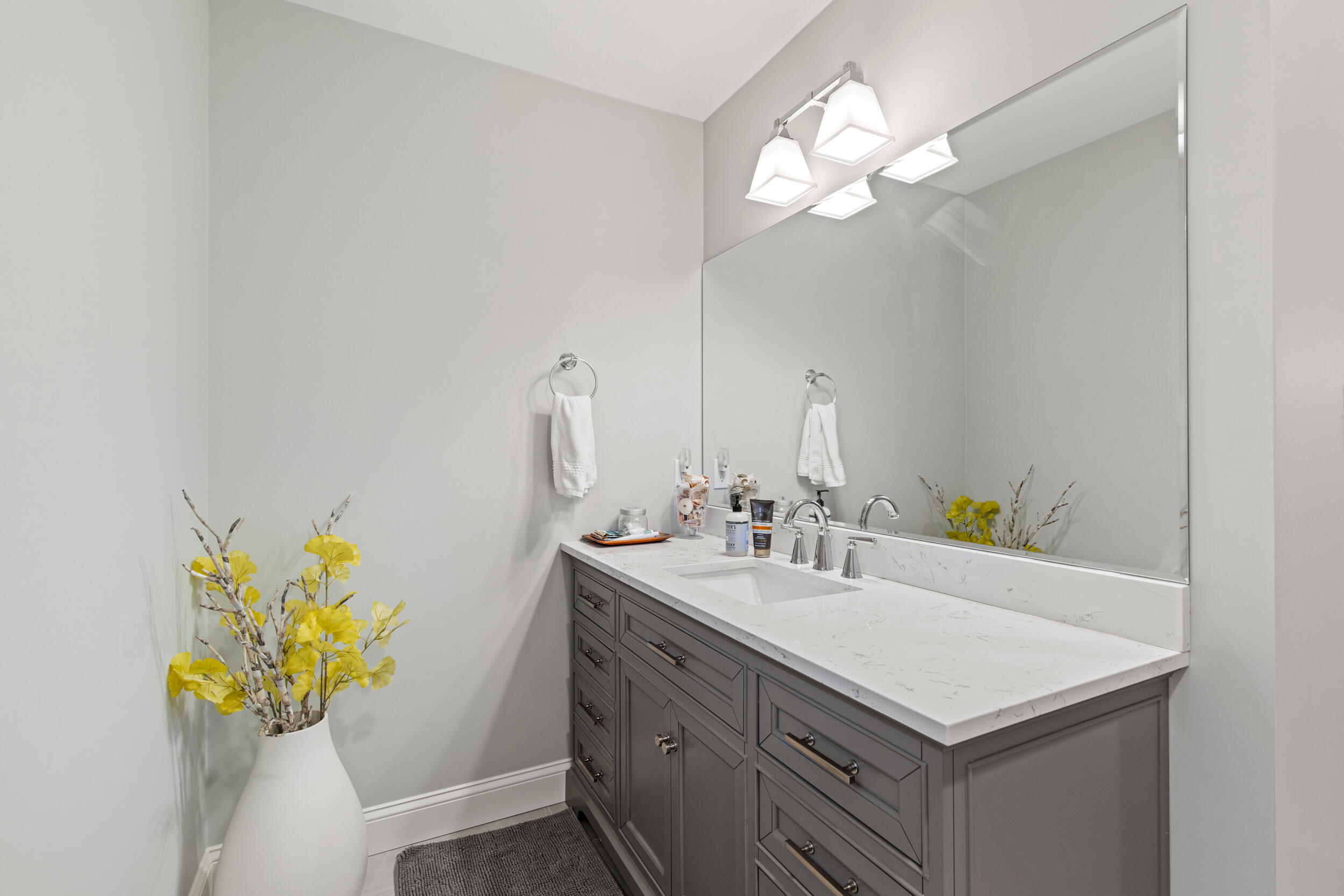 9 Cobblestone Street 55