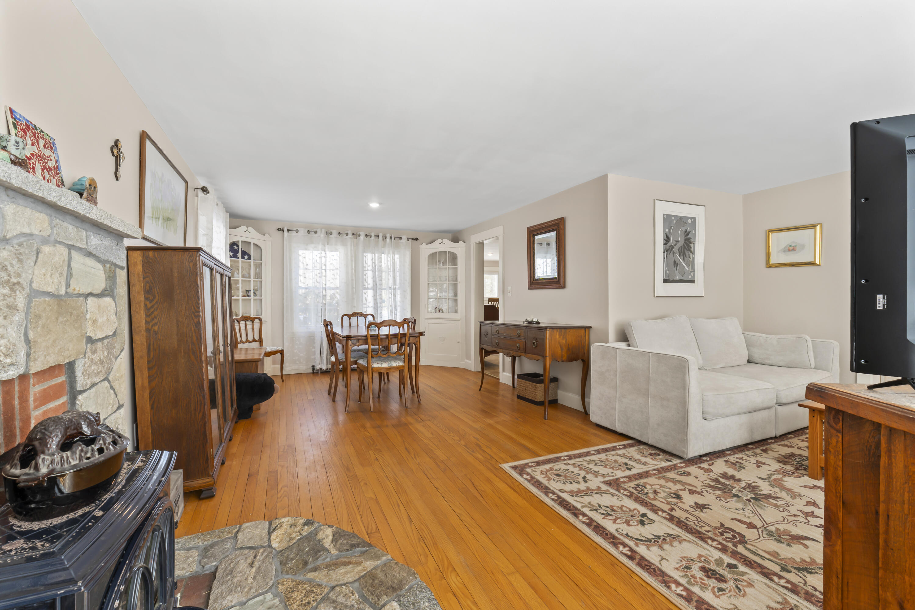 47 Pleasant Hill Road