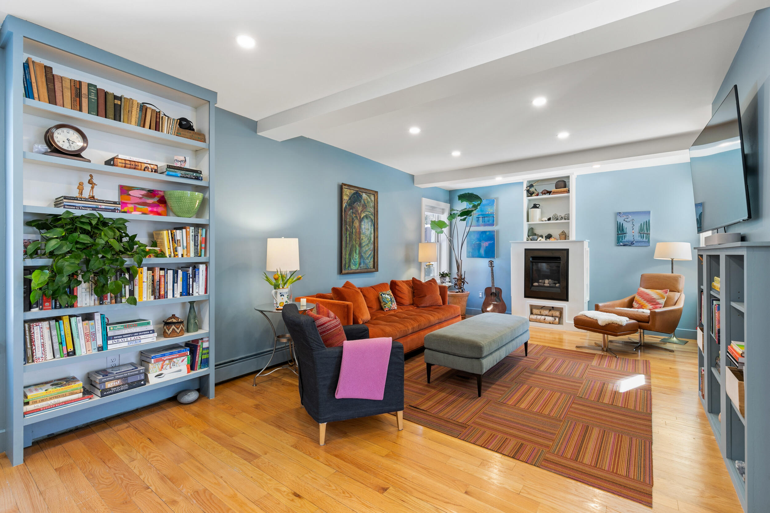 296 Spring Street 3