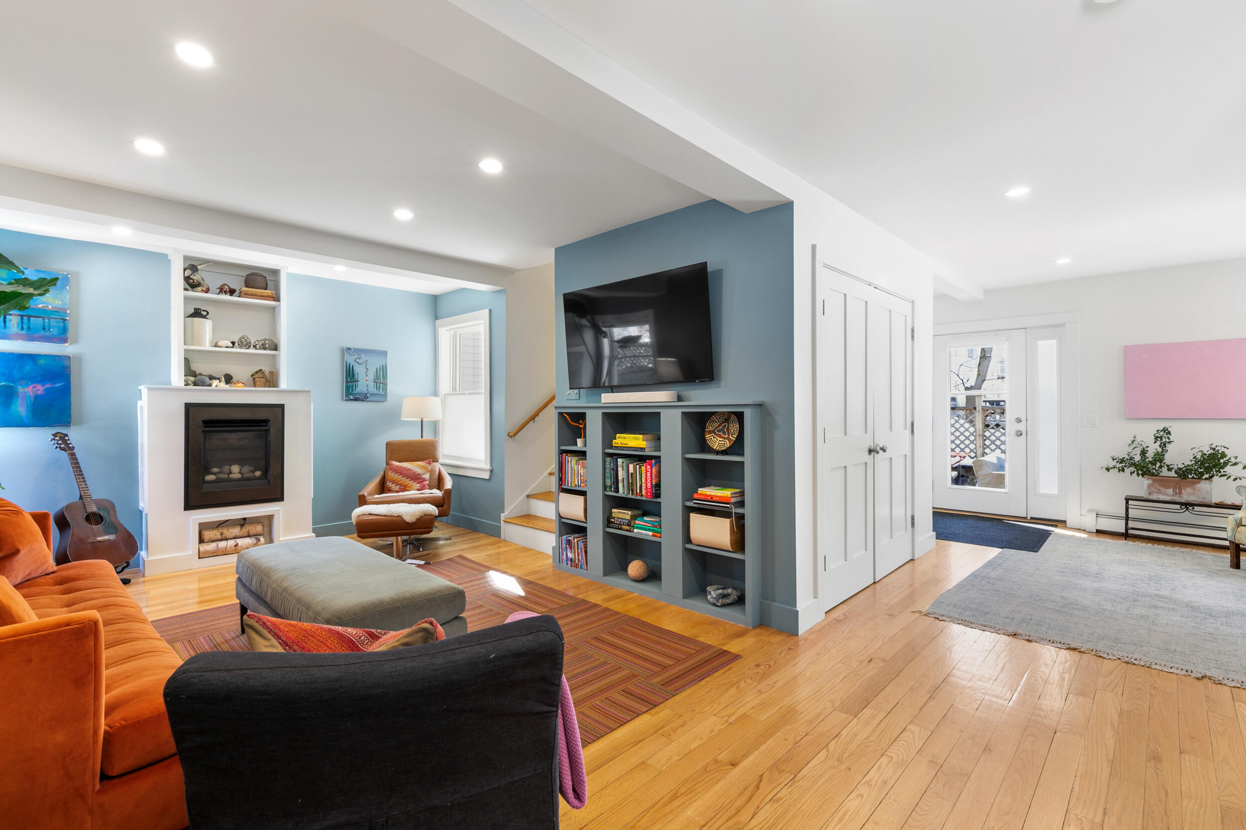 296 Spring Street 3