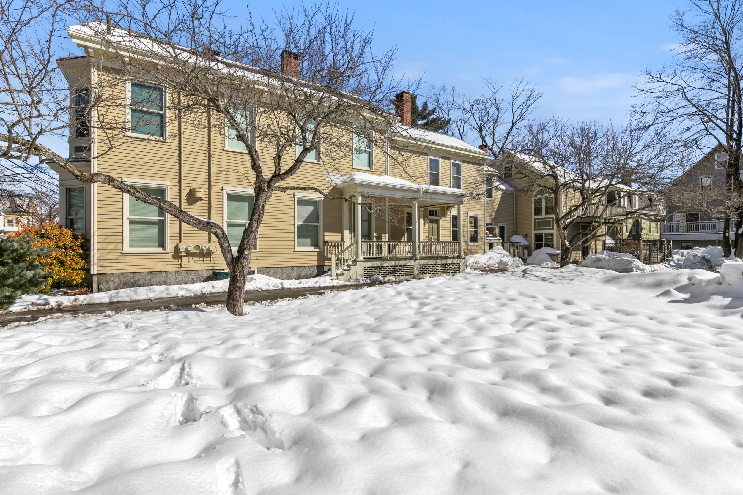 296 Spring Street 3