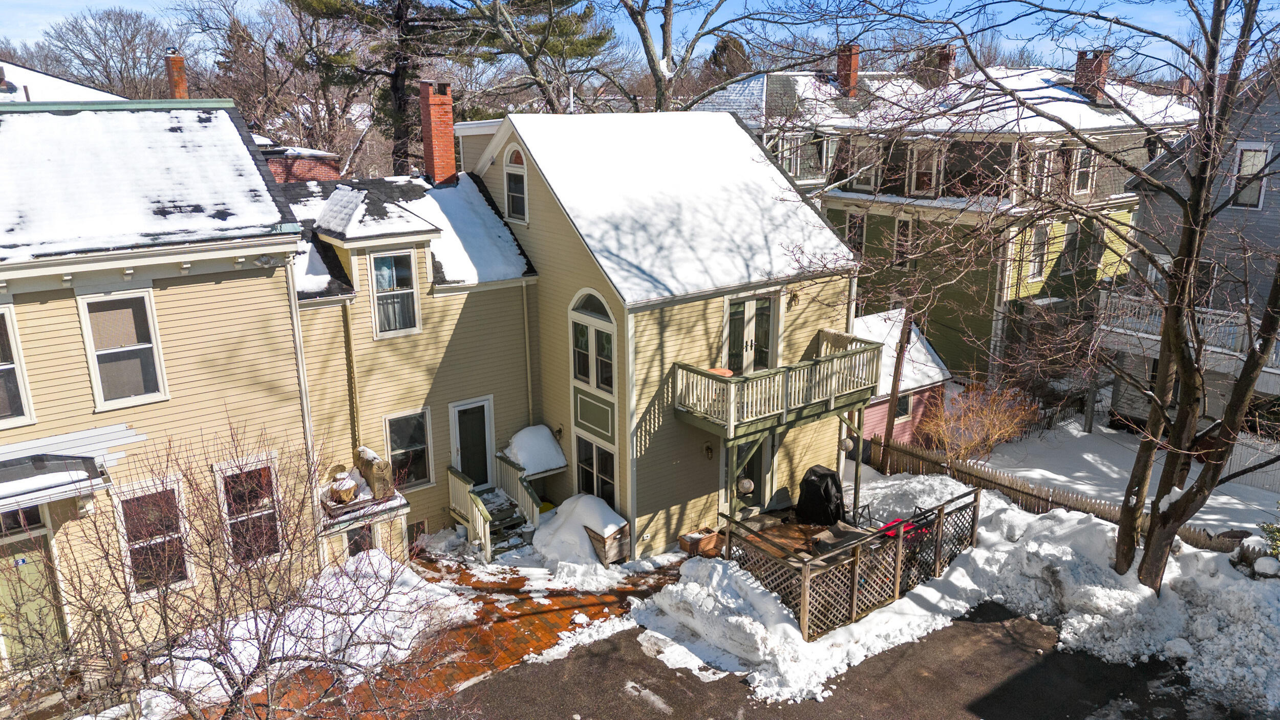 296 Spring Street 3