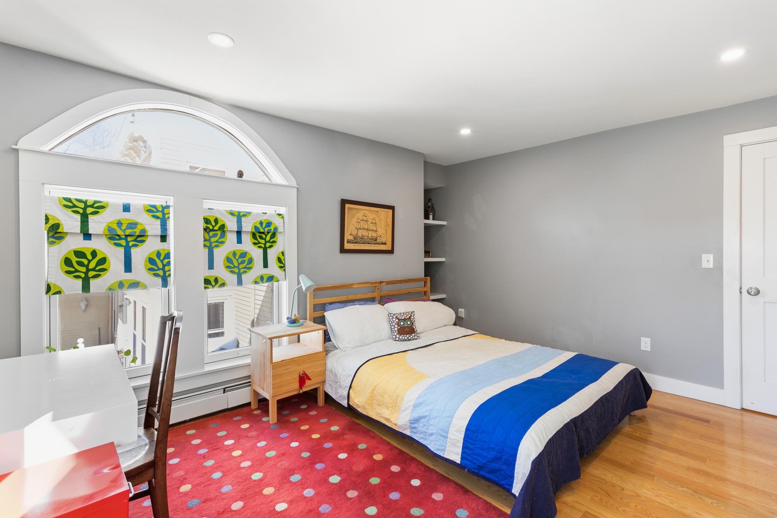296 Spring Street 3