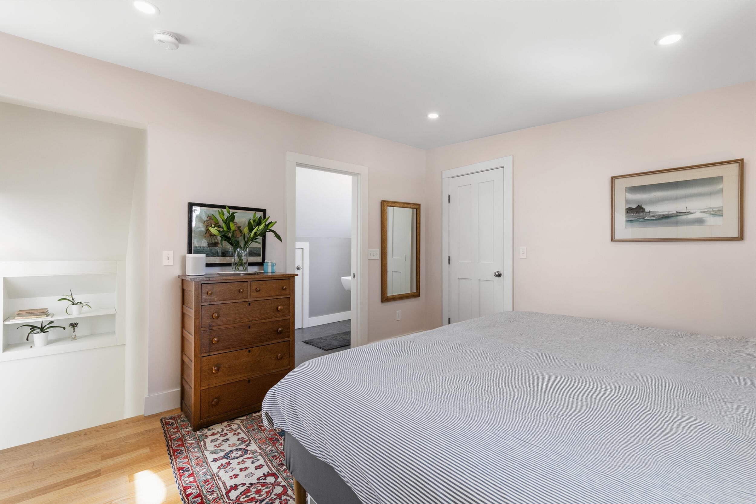 296 Spring Street 3