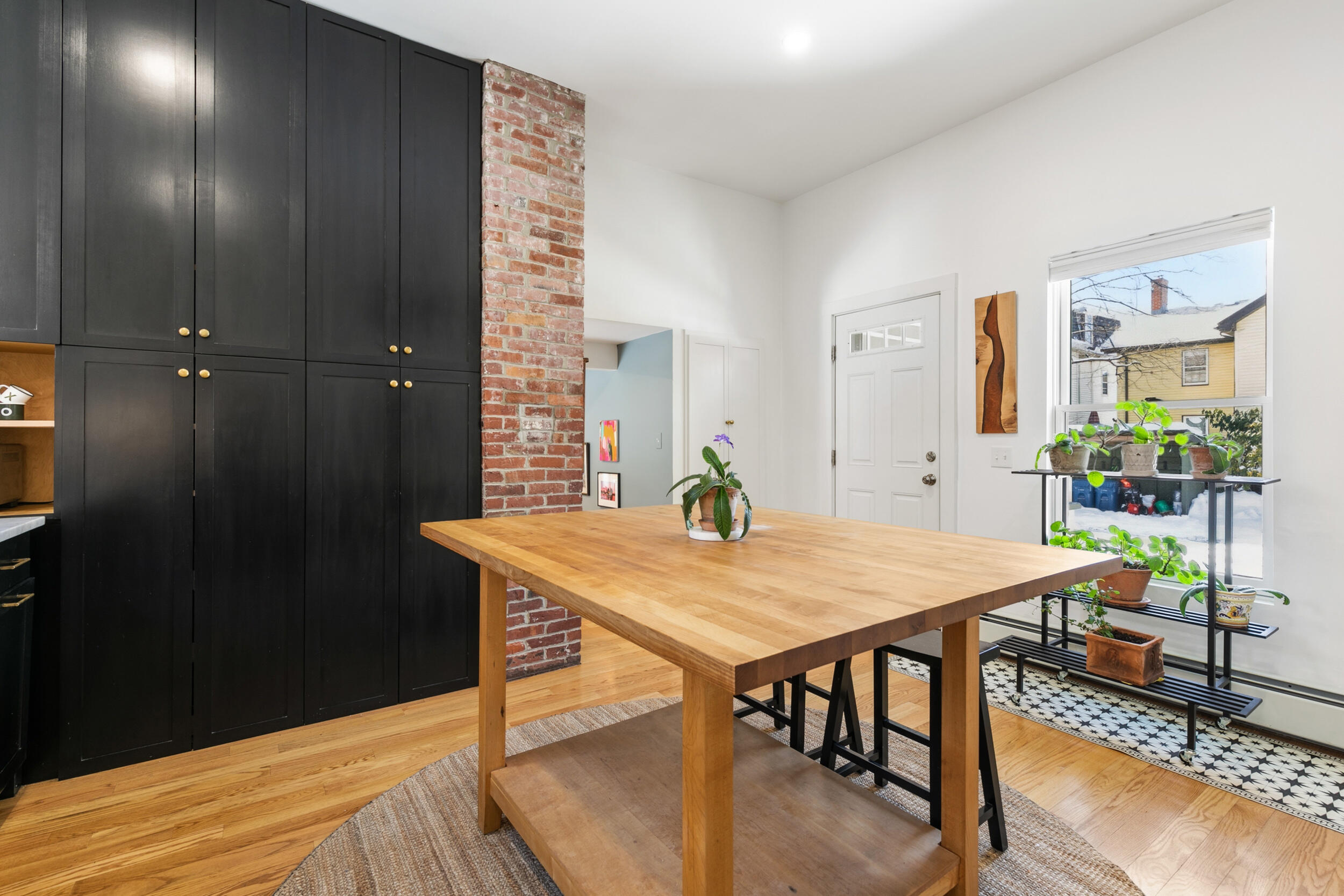 296 Spring Street 3